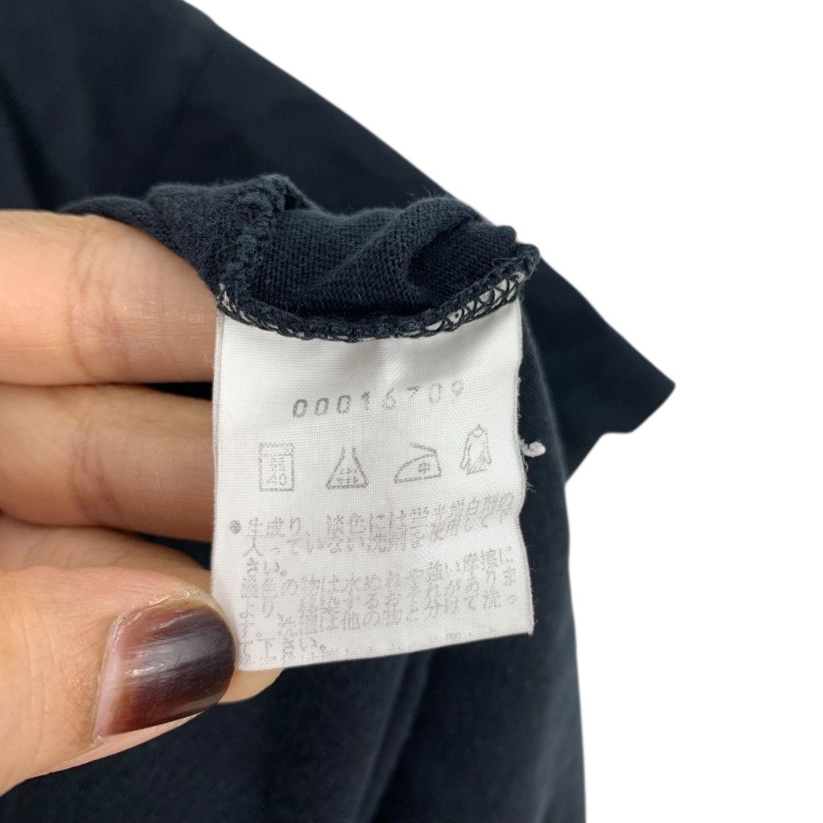 agnes b. Vintage AGNES B. HOMME PARIS Plain Short Sleeve Tshirt Size US M / EU 48-50 / 2 - 6 Thumbnail