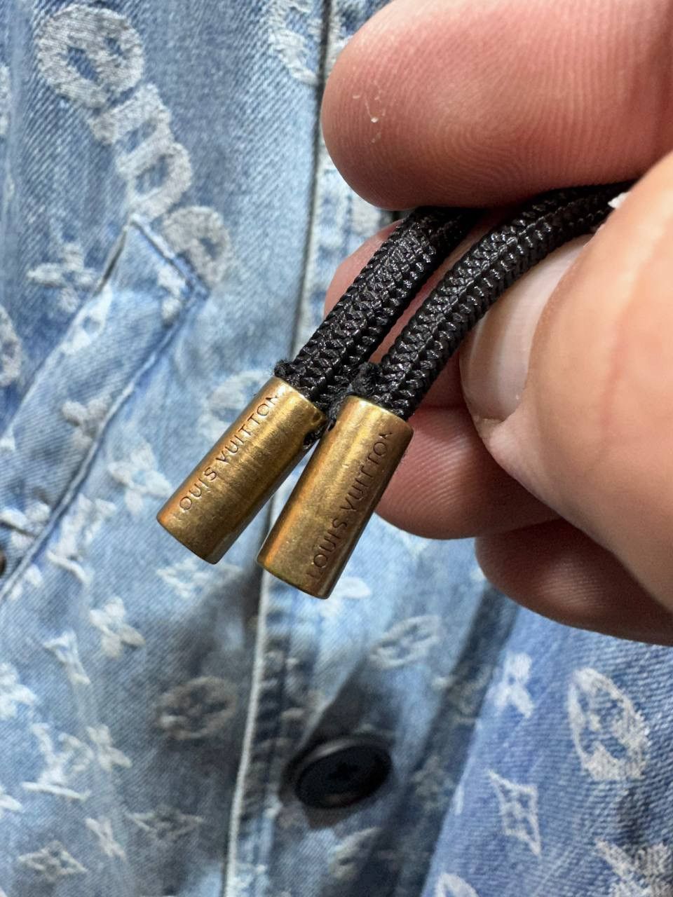 Louis Vuitton Louis Vuitton x Supreme Jacquard Denim N-3B Parka Size US L / EU 52-54 / 3 - 13 Thumbnail