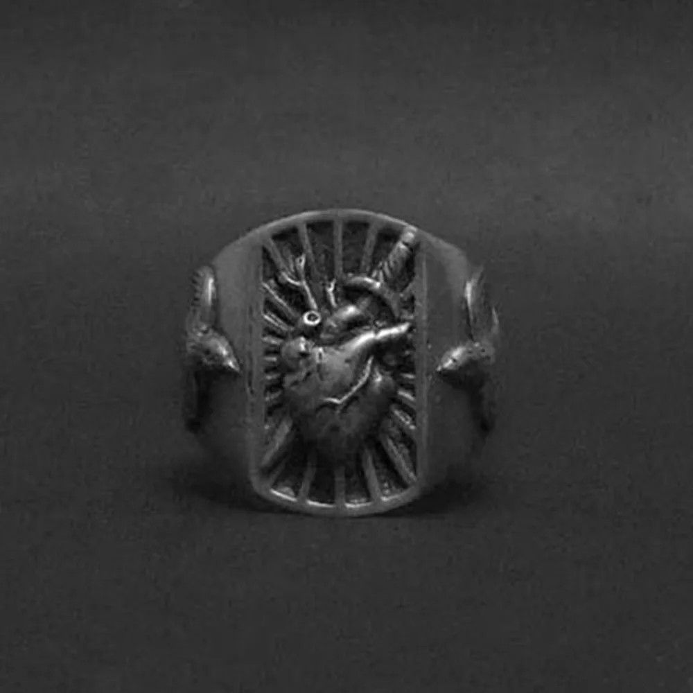 Jewelry Punk Heart & Dagger Ring Size ONE SIZE - 2 Thumbnail