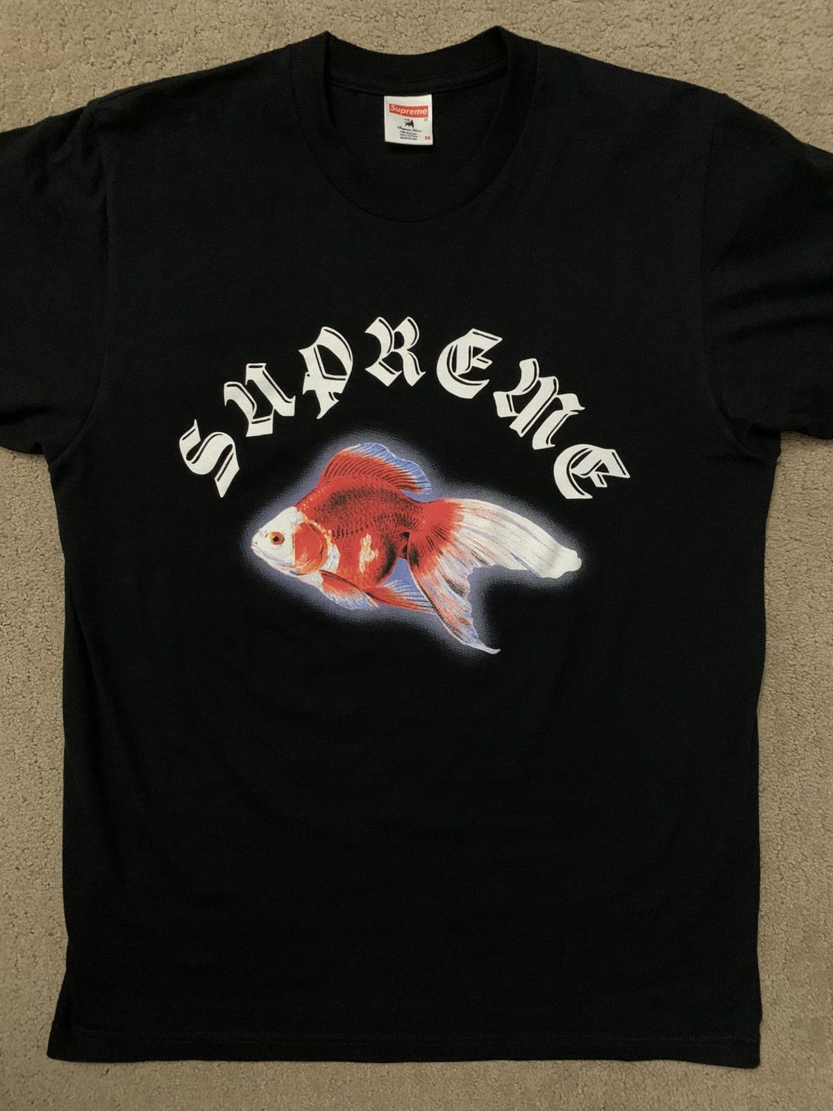 Supreme Supreme Sasquatch Fabrix Goldfish tee Size US M / EU 48-50 / 2 - 2 Thumbnail