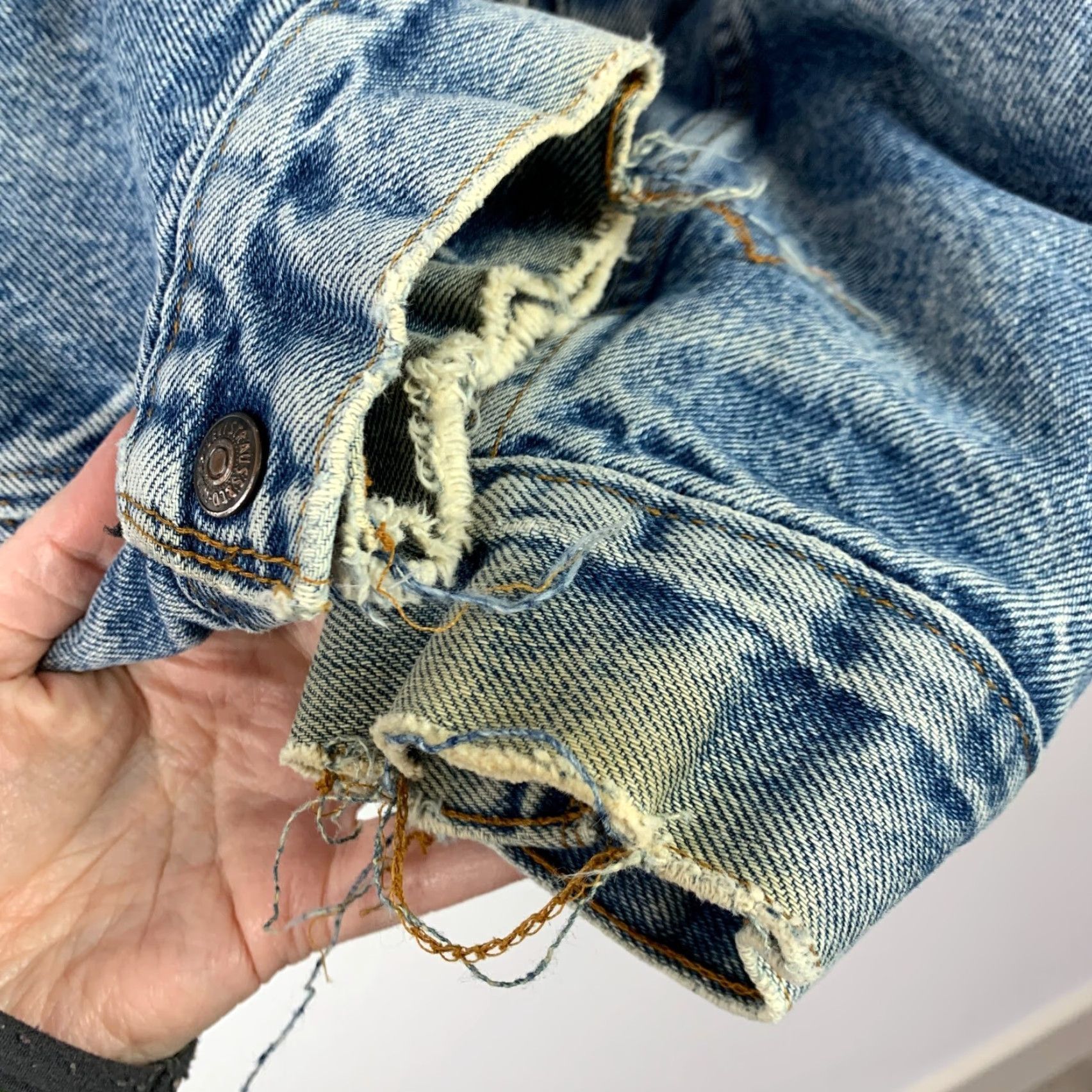 Levi's VINTAGE Levi's Trucker Jacket Denim 38R Blue 80s San Francisco Sherpa Lined 70608-0216 Mens Jeans Coat Shirt? Size US 38 / EU 54 - 6 Thumbnail