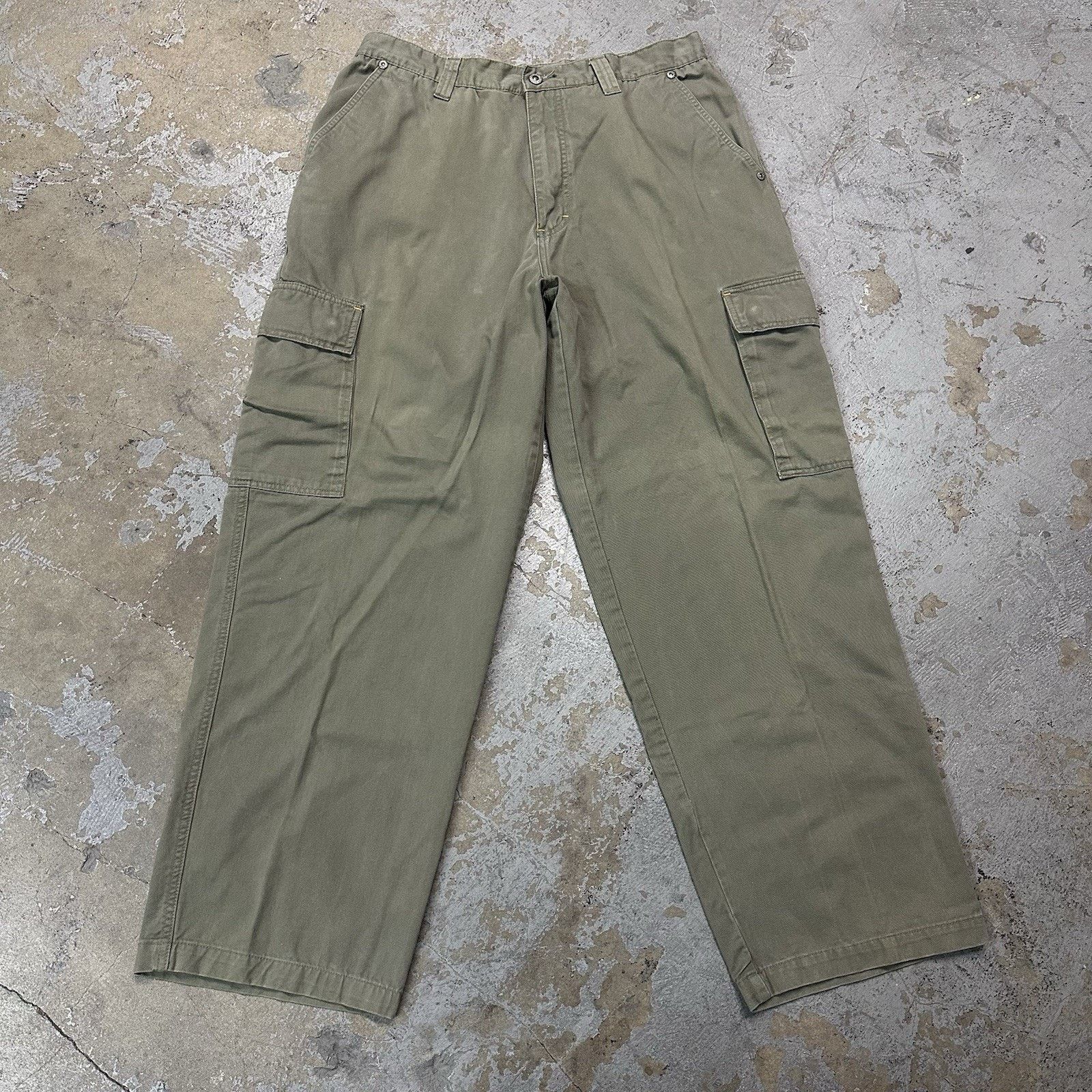 Vintage Vintage Kikwear Army Green Cargo Pants Size 36 Men Skate Size US 36 / EU 52 - 1 Thumbnail