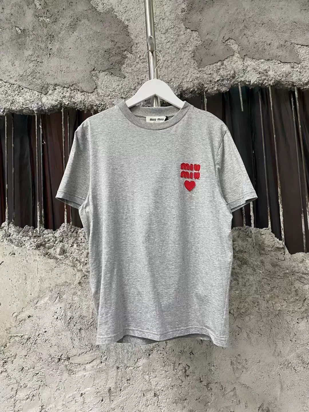 Miu Miu Miu Miu Heart Logo Short Sleeve Tee Size US 28 / EU 44 - 1 Thumbnail