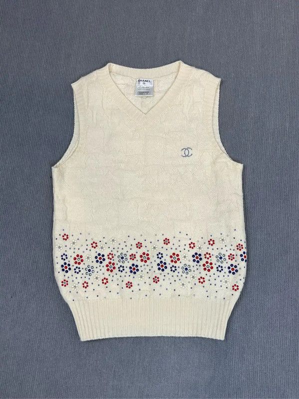 Chanel Chanel Cream Floral Knit Sleeveless Sweater 0089 Size XS / US 0-2 / IT 36-38 - 1 Thumbnail