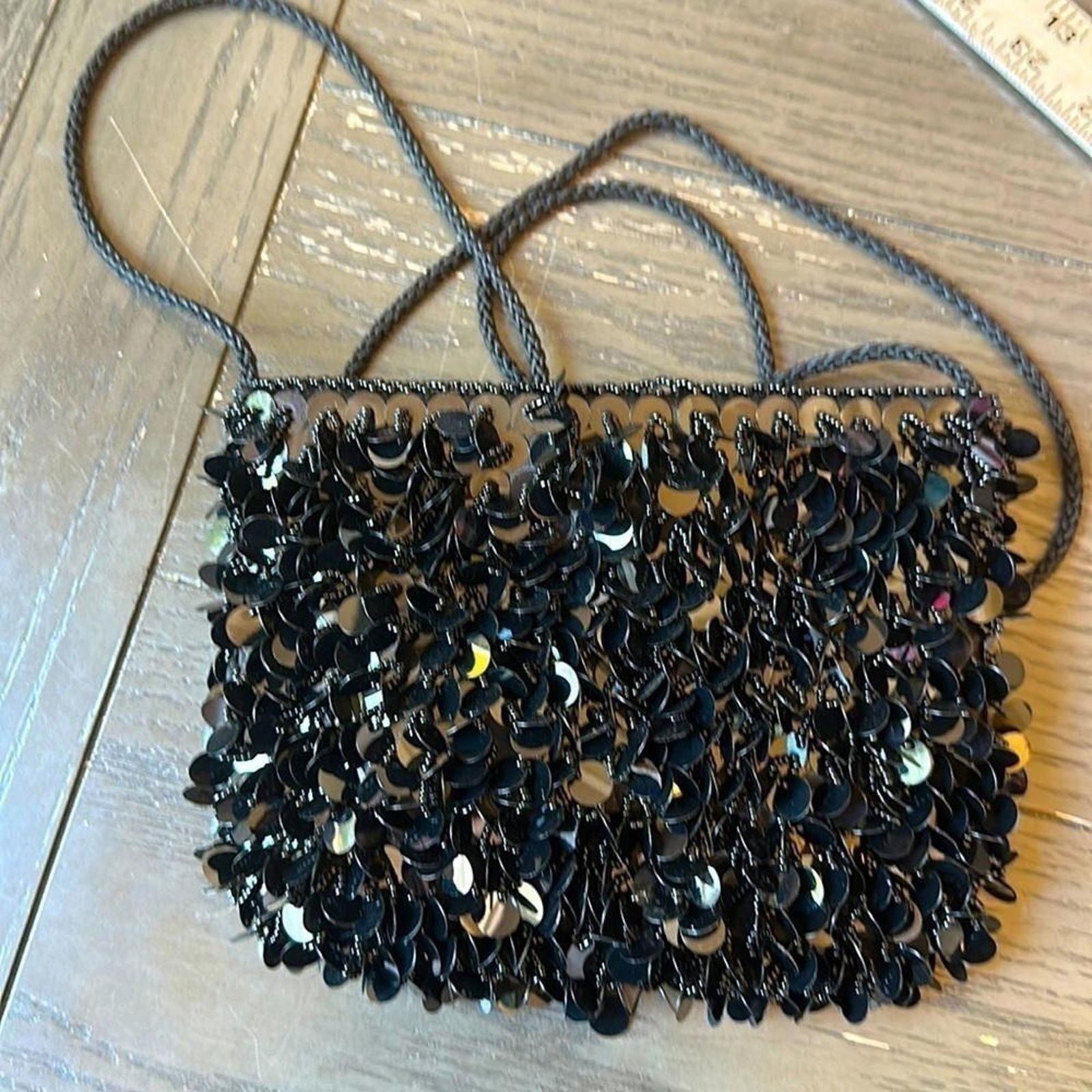 Designer Chic Black Sequin Evening Crossbody Size ONE SIZE - 1 Thumbnail