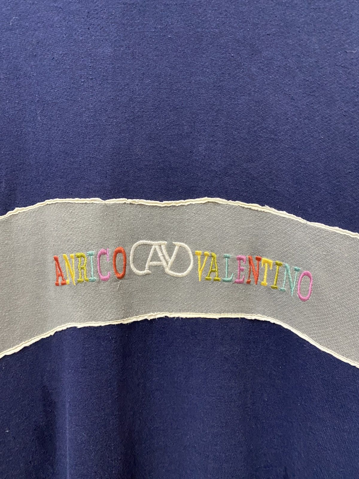 Valentino Vintage Anrico Valentino Sweatshirt Crewneck Size US L / EU 52-54 / 3 - 3 Thumbnail