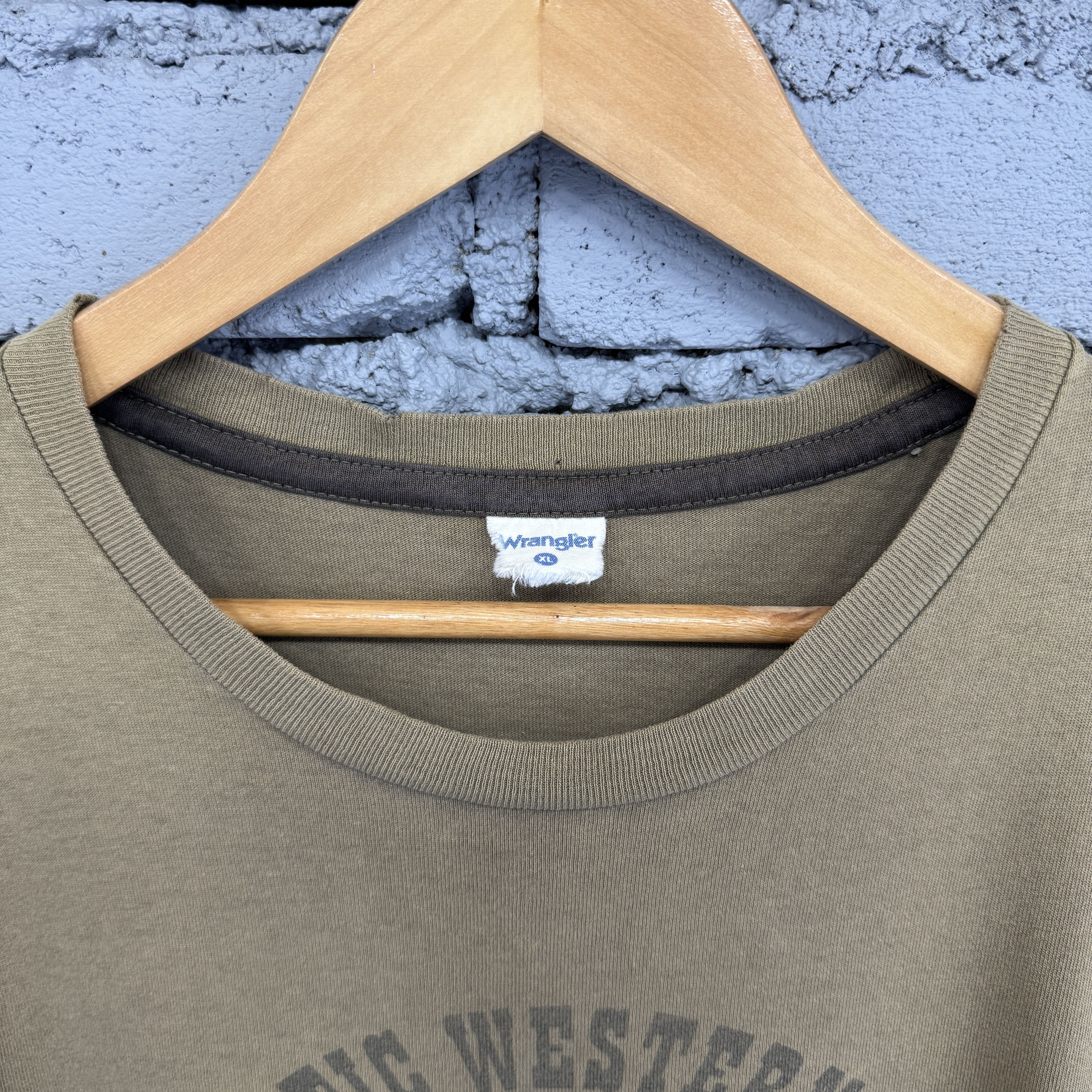 Wrangler Rare Vintage Wrangler Authentic Western Jeans Tshirt Size US XL / EU 56 / 4 - 4 Thumbnail
