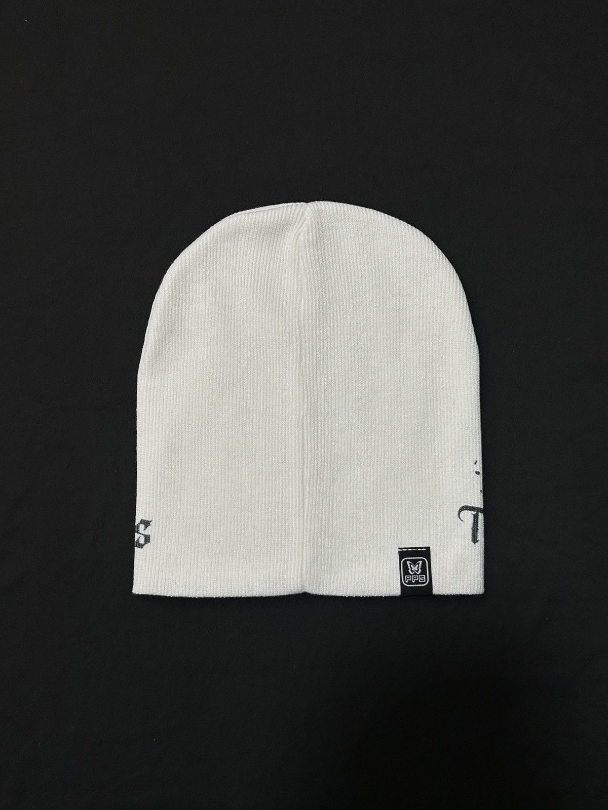 Japanese Brand The Powerpuff Girls Graphic No Cuff Knit White Beanie OS Size ONE SIZE - 4 Thumbnail