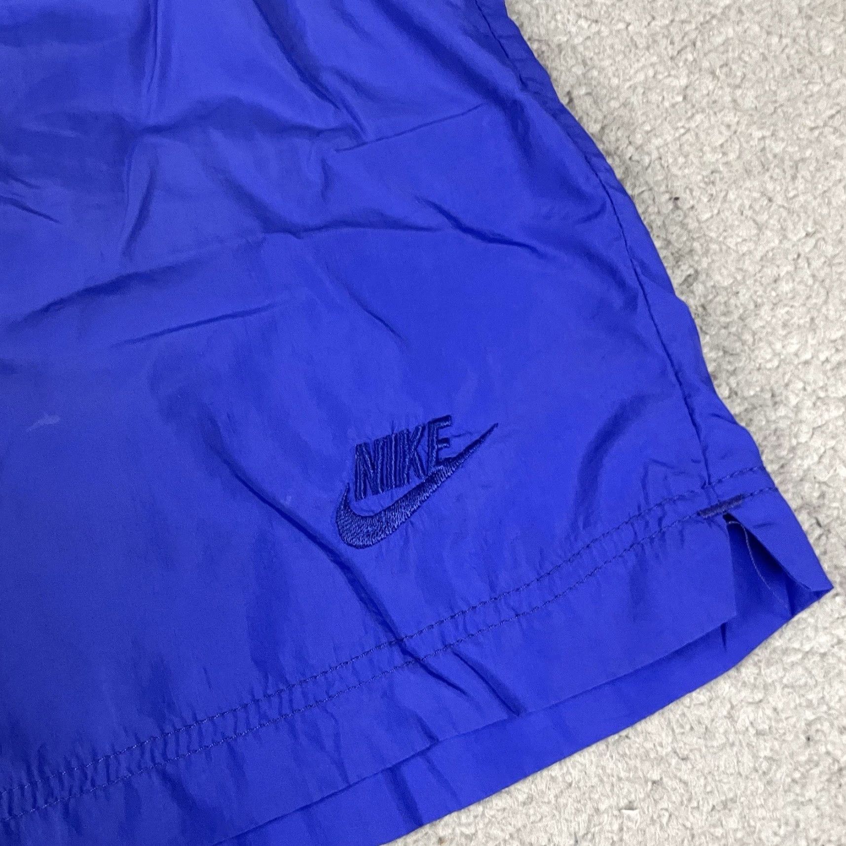 Nike VINTAGE Nike Short Nike Shorts Womens L Blue Tennis Nylon Zip Short Challenge Court Logo Retro Size 36" / US 14 / IT 50 - 2 Thumbnail