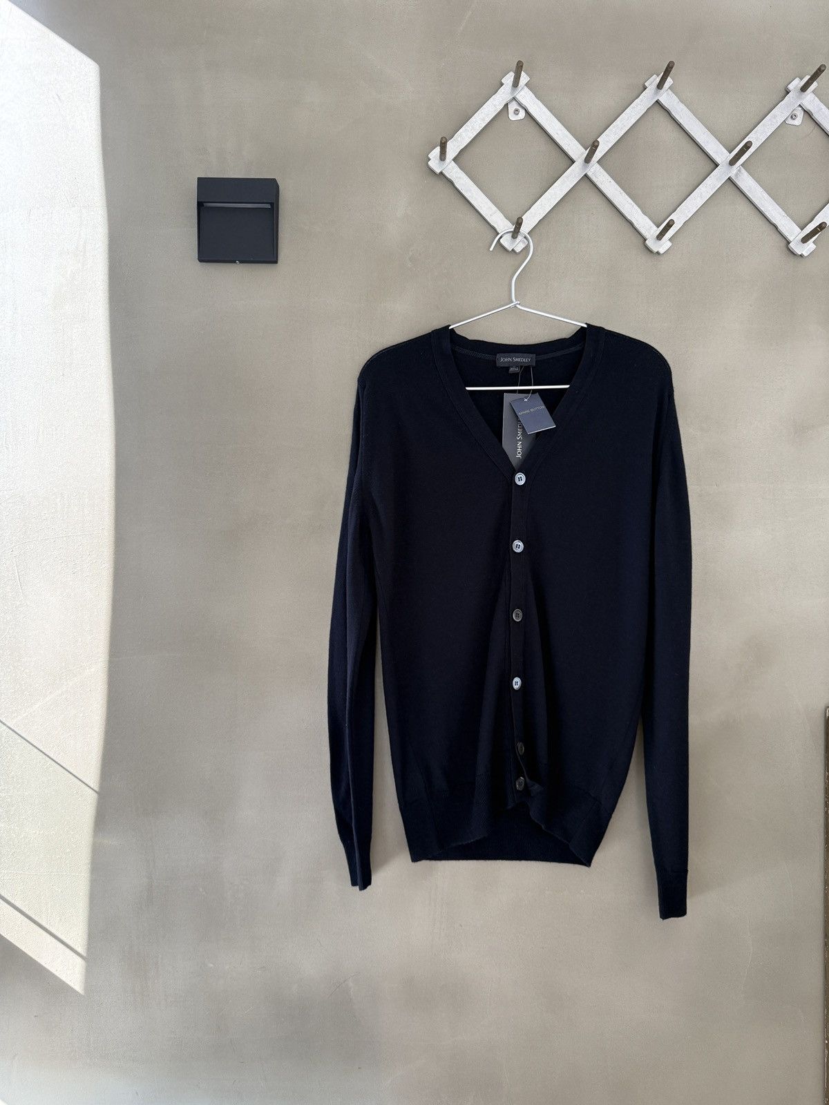 John Smedley John Smedley England New Zealand Merino Wool Knit Cardigan S Size US S / EU 44-46 / 1 - 1 Thumbnail