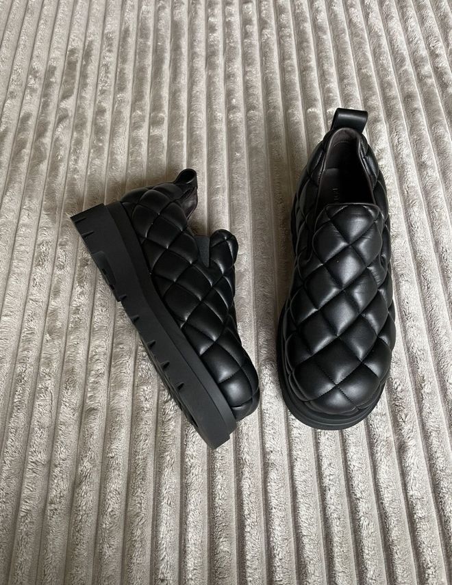 Bottega Veneta Quilted Slip on Size US 9 / EU 42 - 1 Thumbnail