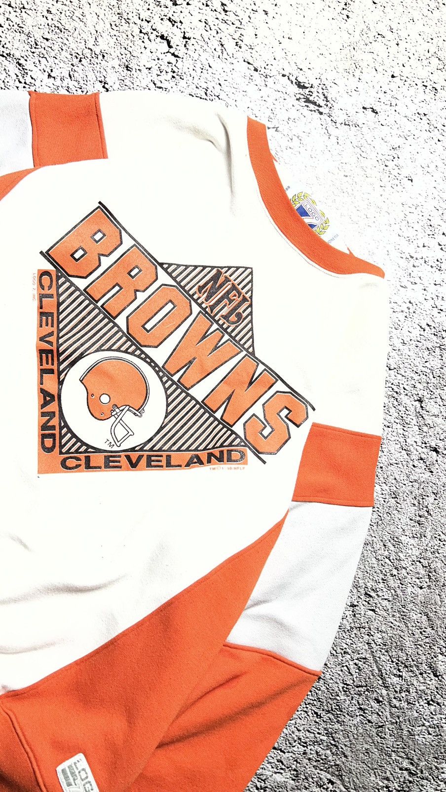 Logo 7 1990 Cleveland Browns NFL Logo 7 athletic sweatshirt Size US XL / EU 56 / 4 - 2 Thumbnail