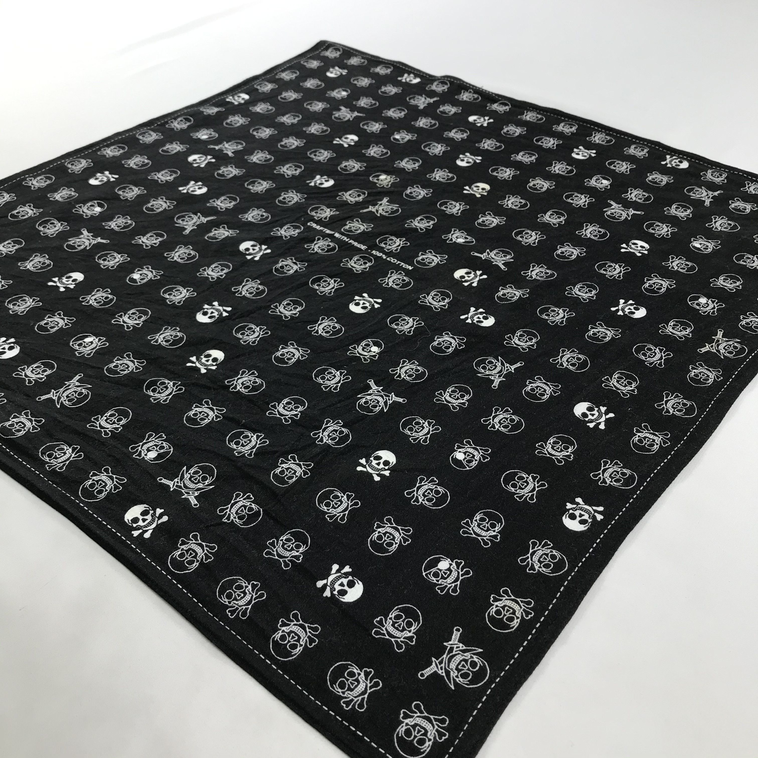 Vintage Skull Bandana / Handkerchief / Neckerchief - S1799 Size ONE SIZE - 2 Thumbnail