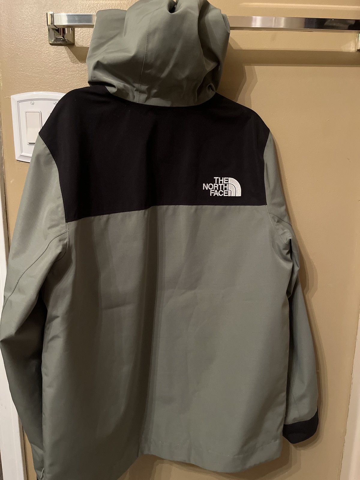 The North Face Clay Grey North Face Jacket Size US M / EU 48-50 / 2 - 2 Thumbnail