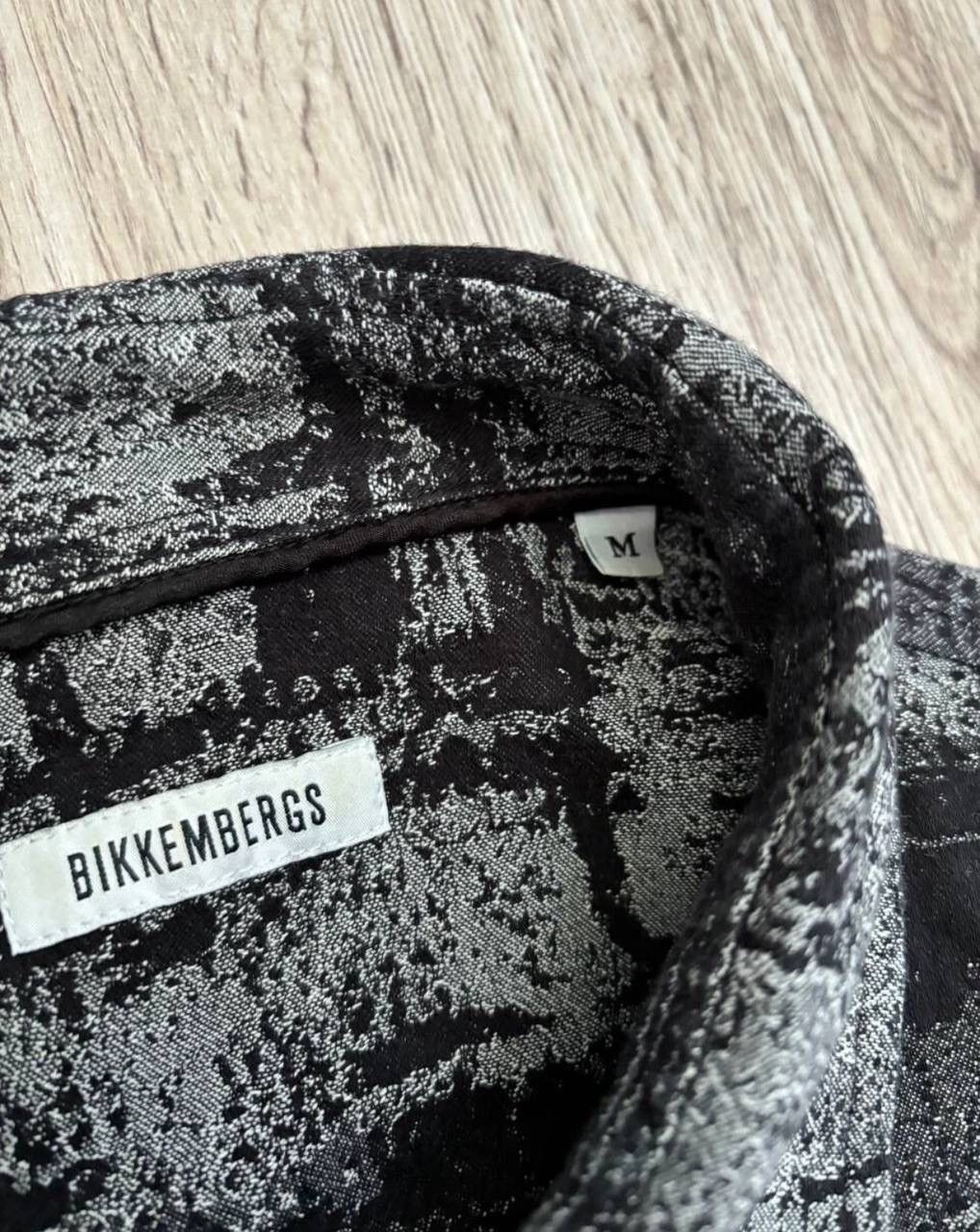 Dirk Bikkembergs RARE Dirk Bikkembergs shirt mens M Size US M / EU 48-50 / 2 - 7 Thumbnail