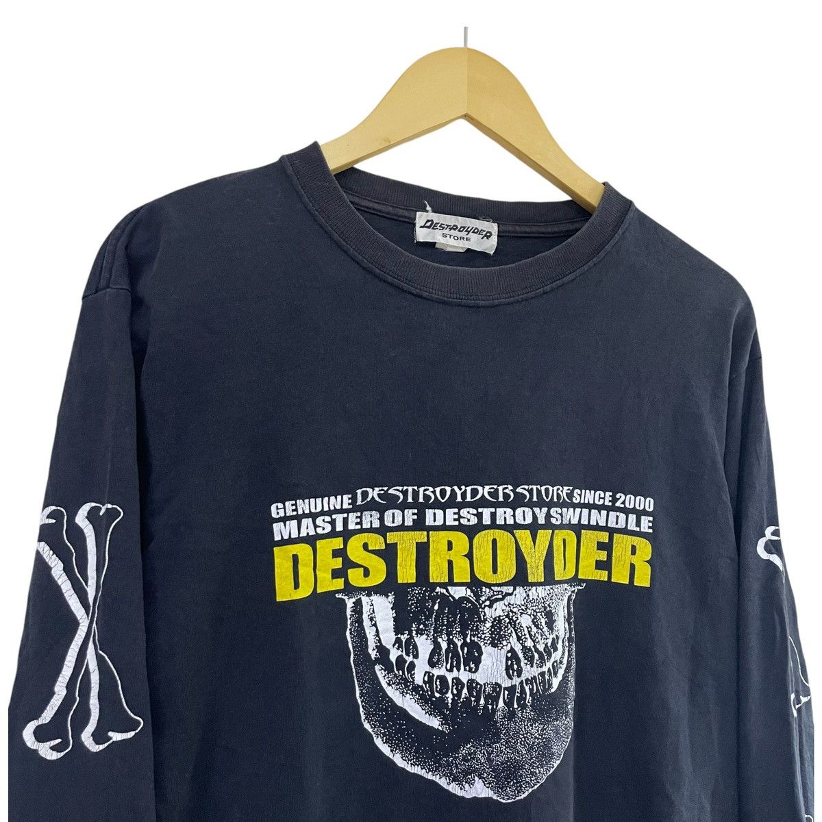 Band Tees VINTAGE Y2K PUNK BAND DESTROYDER FLAME SKELETON Size US M / EU 48-50 / 2 - 2 Thumbnail