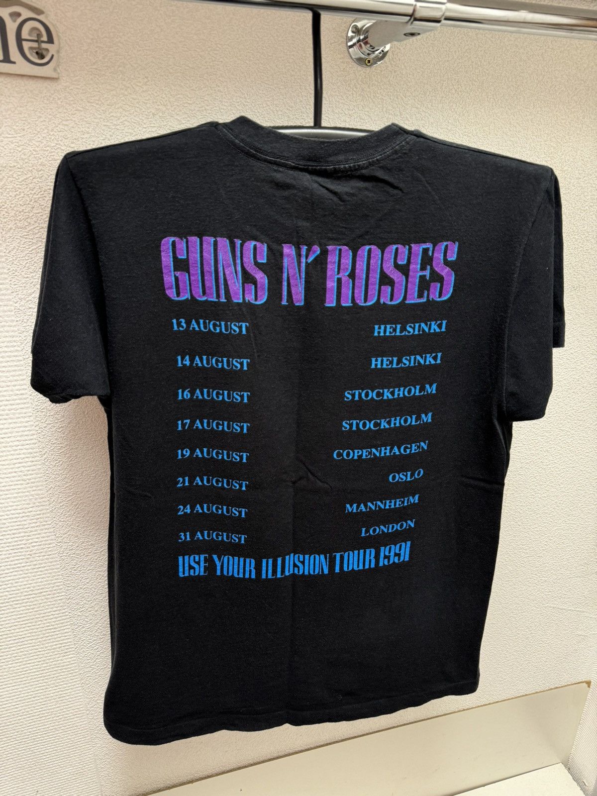 Guns N' Roses Guns N Roses 1991 vintage single t-shirt brockum L illusion Size US L / EU 52-54 / 3 - 2 Thumbnail