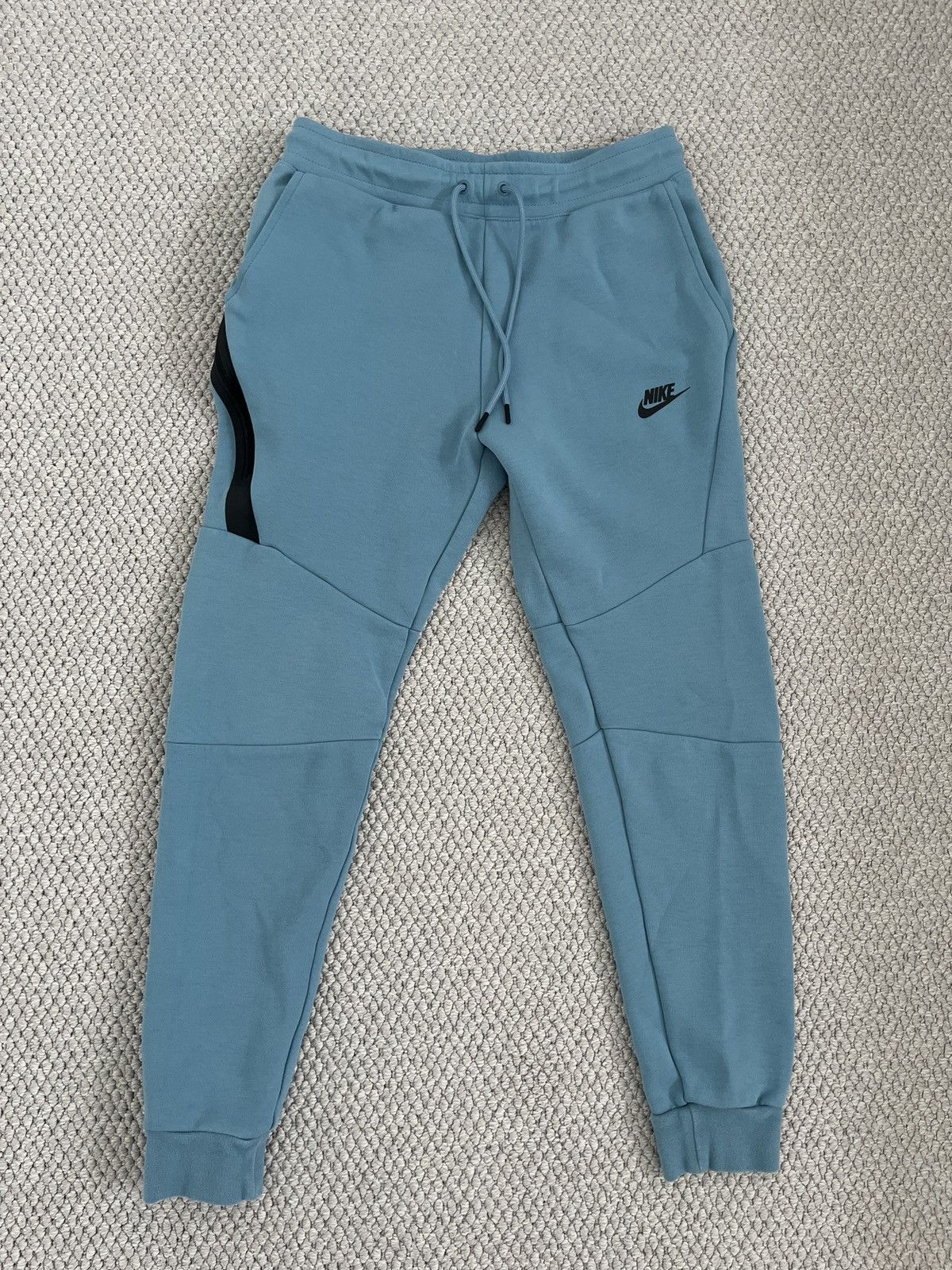 Nike Nike Tech Fleece Joggers Small Size US 28 / EU 44 - 1 Thumbnail