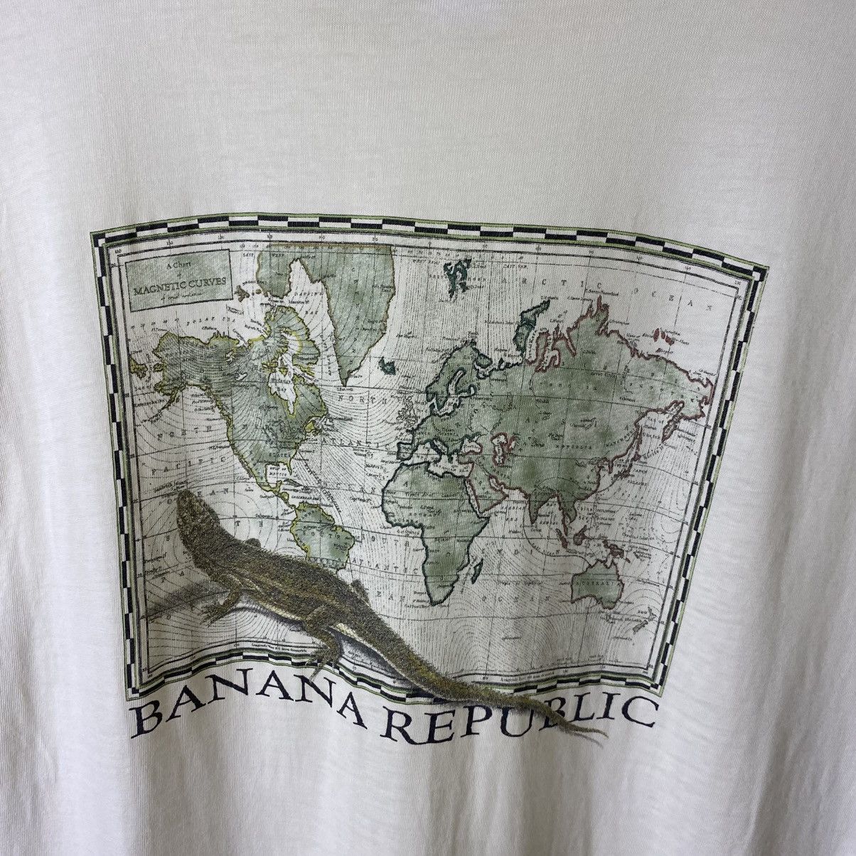 Banana Republic Vintage 1990s Banana Republic Map T Shirt Size US L / EU 52-54 / 3 - 2 Thumbnail