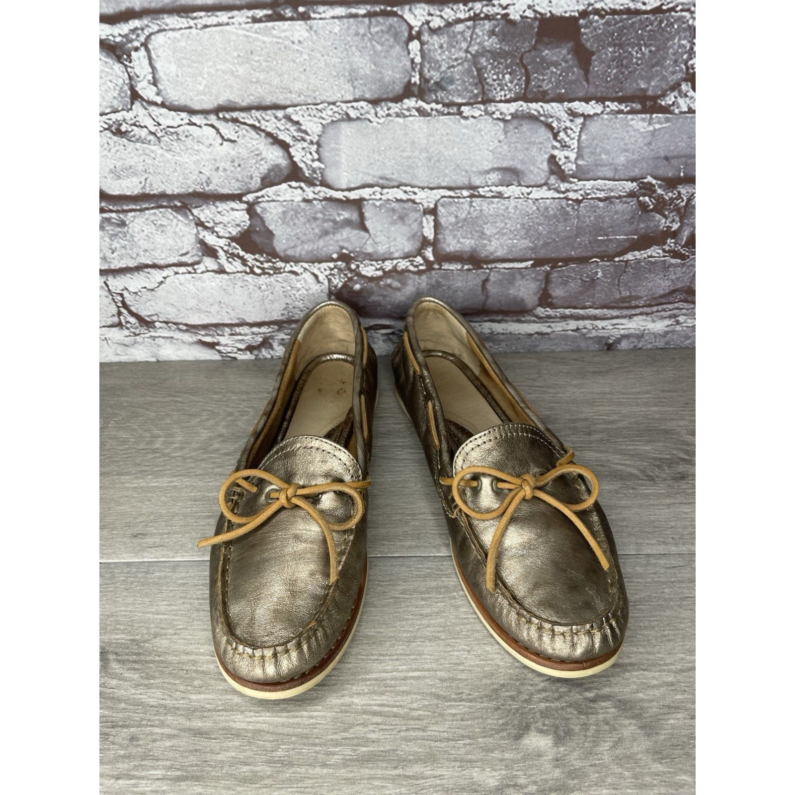 Frye FRYE Quincy Tie Leather Metallic Deck Shoes Gold Boat Shoes Size US 8 / IT 38 - 12 Thumbnail