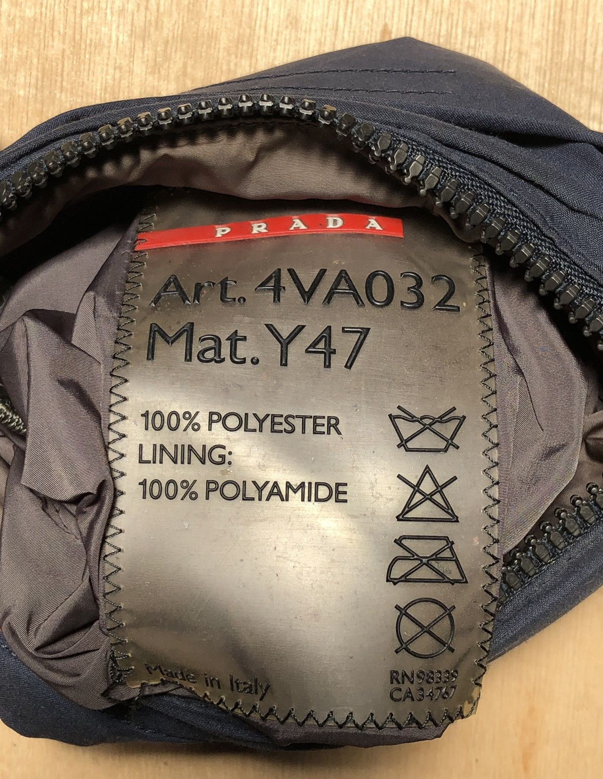 Prada Prada Crossbody Sport Rubber Tag Size ONE SIZE - 22 Thumbnail
