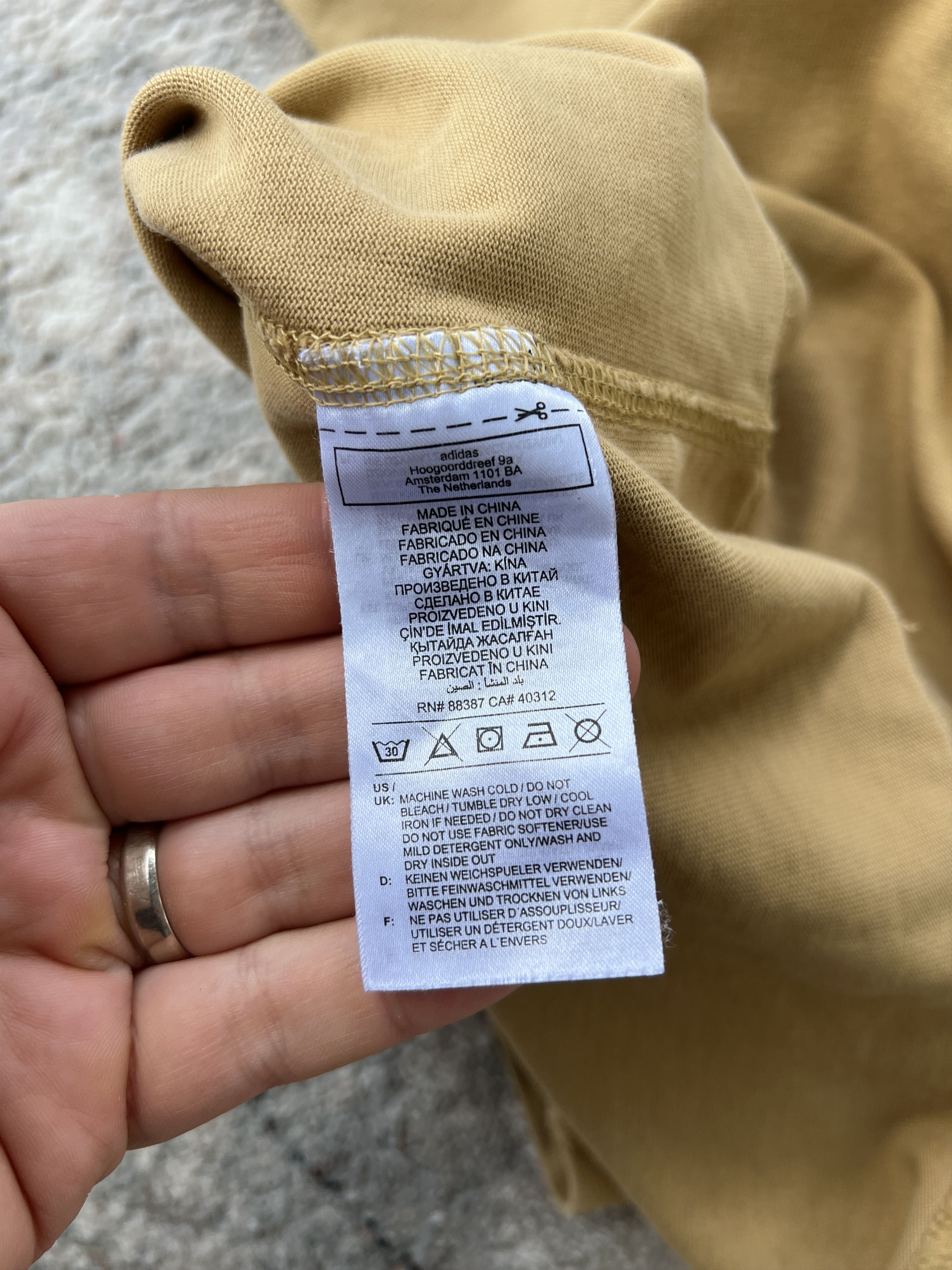 Adidas Adidas Humanrace Tee Size US M / EU 48-50 / 2 - 3 Thumbnail