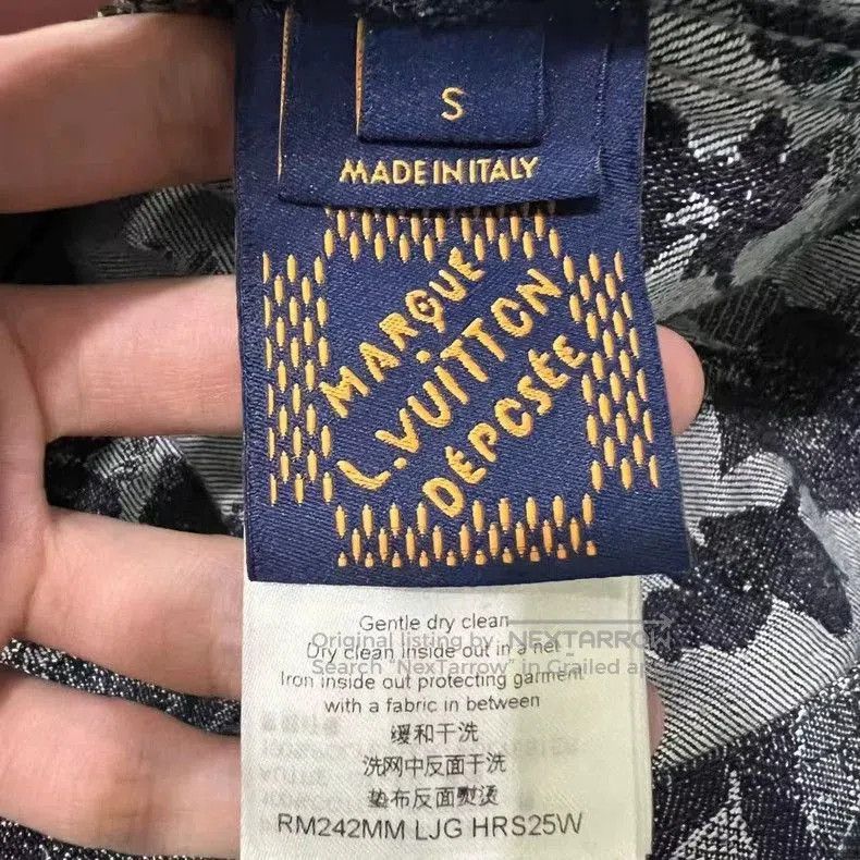 Louis Vuitton Louis Vuitton Embroidered Denim Short Sleeve. Size US S / EU 44-46 / 1 - 5 Thumbnail