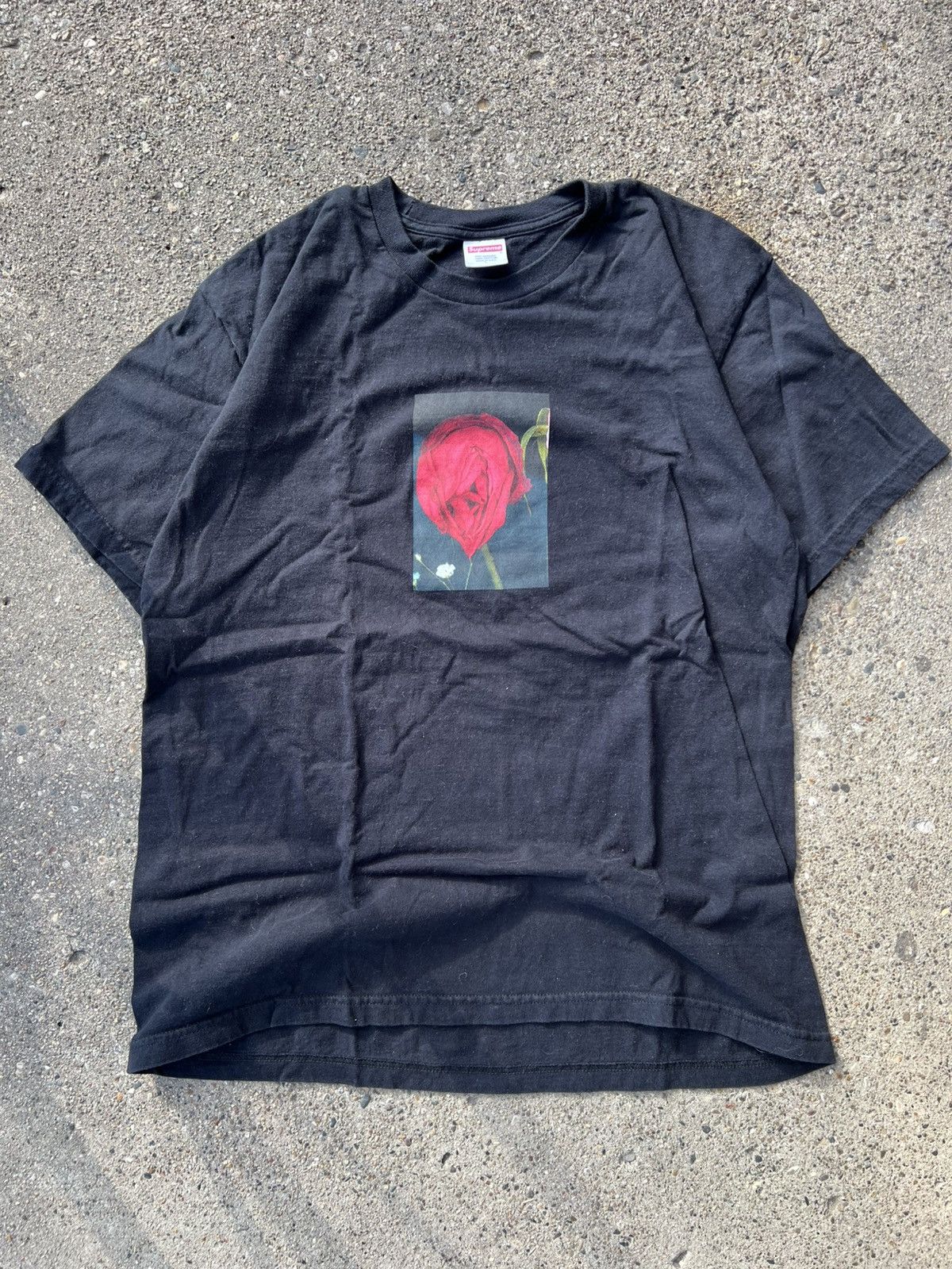 Supreme 2016 Supreme Akari Rose Tee T Shirt Black size L Size US L / EU 52-54 / 3 - 1 Thumbnail