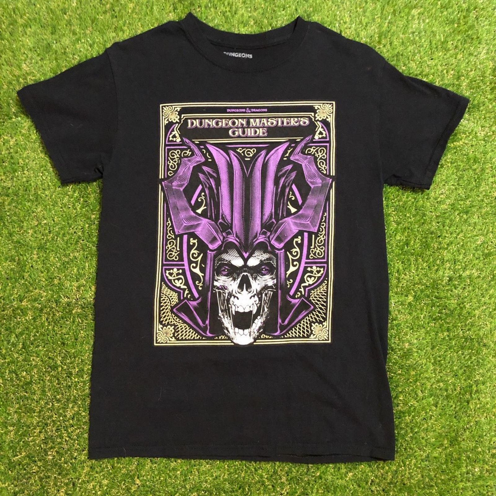 Other Dungeons & Dragons Dungeon Master’s Guide Graphic Tee Size US S / EU 44-46 / 1 - 1 Thumbnail