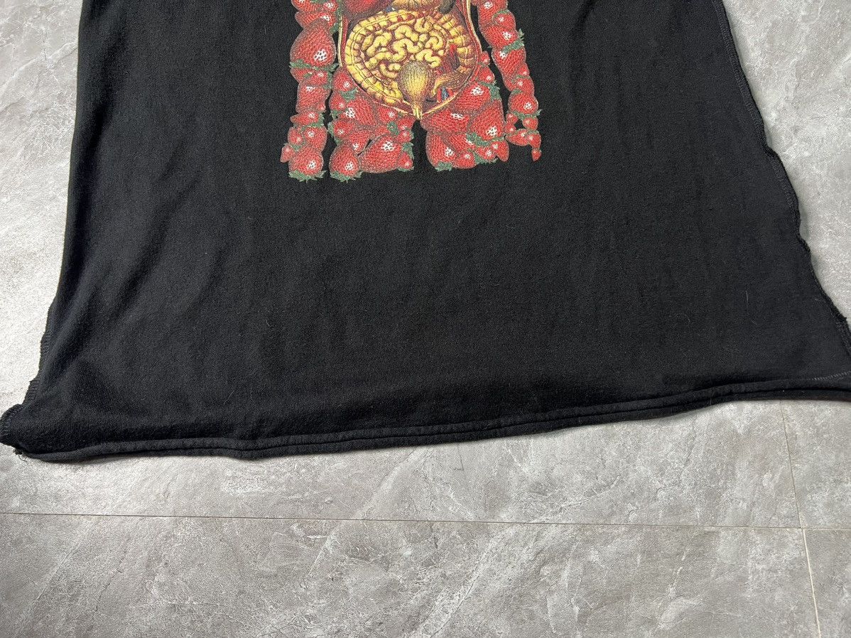 Undercover Undercover S/S 05 But Beautiful Strawberry Anatomy Tee Size US L / EU 52-54 / 3 - 7 Thumbnail