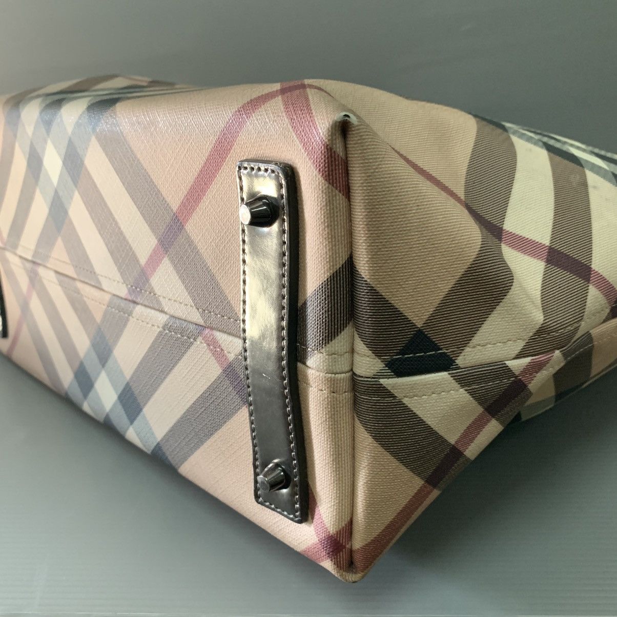 Burberry Burberry Large Tote Bag Size ONE SIZE - 8 Thumbnail