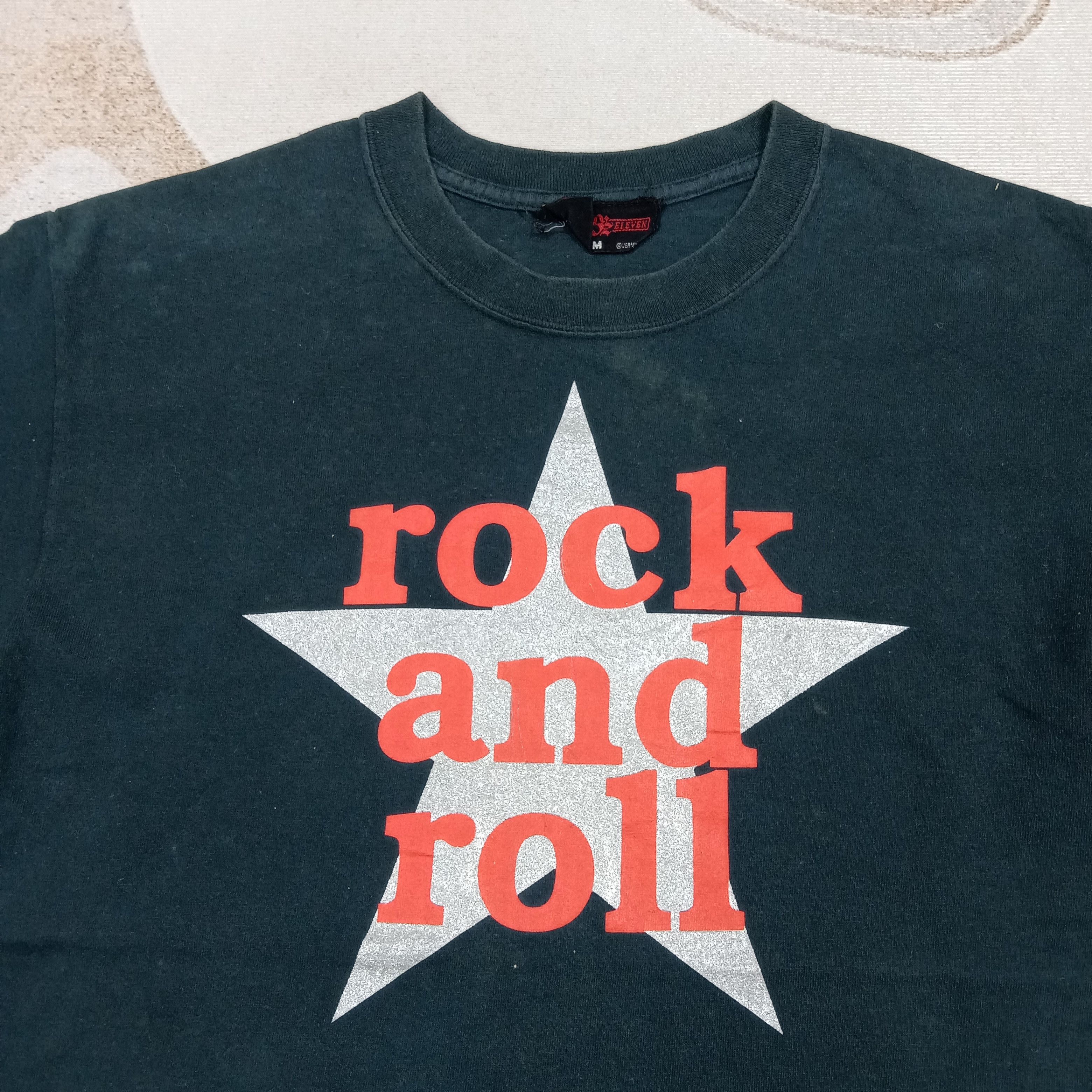 Band Tees Rock And Roll Event Band Live Tshirt C285N20 Size US M / EU 48-50 / 2 - 2 Thumbnail