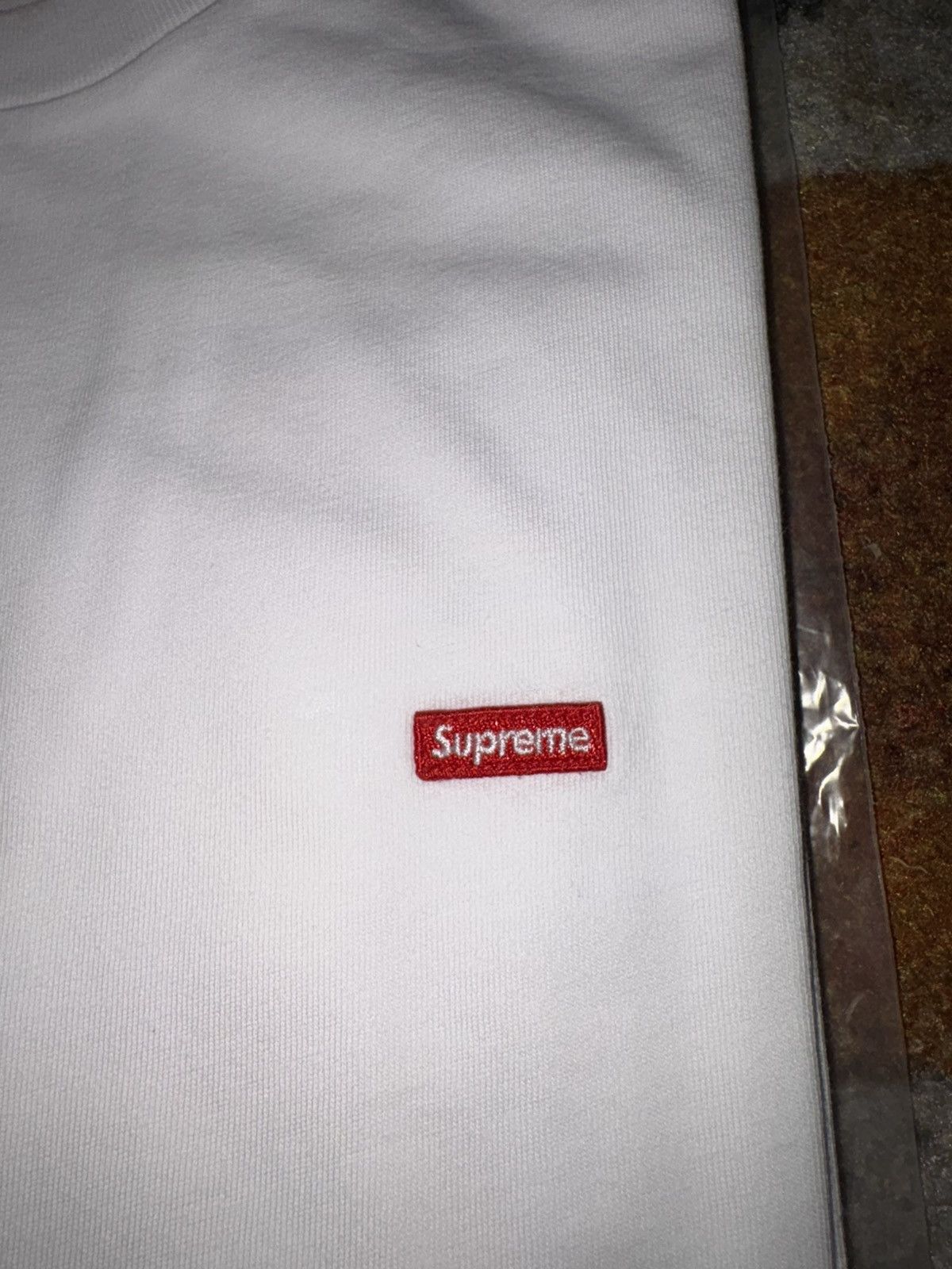 Supreme Supreme Small Box L/S Tee White (SS24) Size US L / EU 52-54 / 3 - 3 Thumbnail