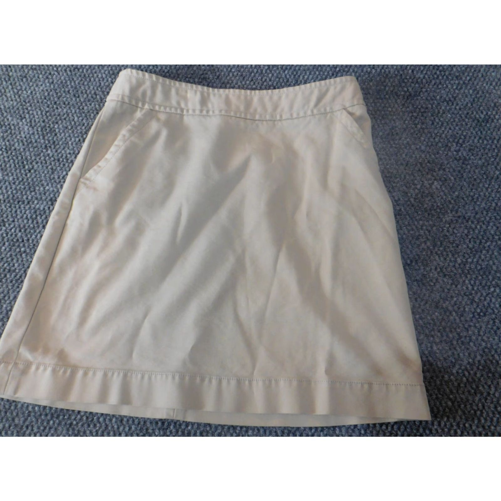 Banana Republic Banana Republic Skirt Womens 6P Petite Beige Zip A-Line Knee Length Stretch Pockets Casual natuur? Size 28" / US 6 / IT 42 - 3 Thumbnail