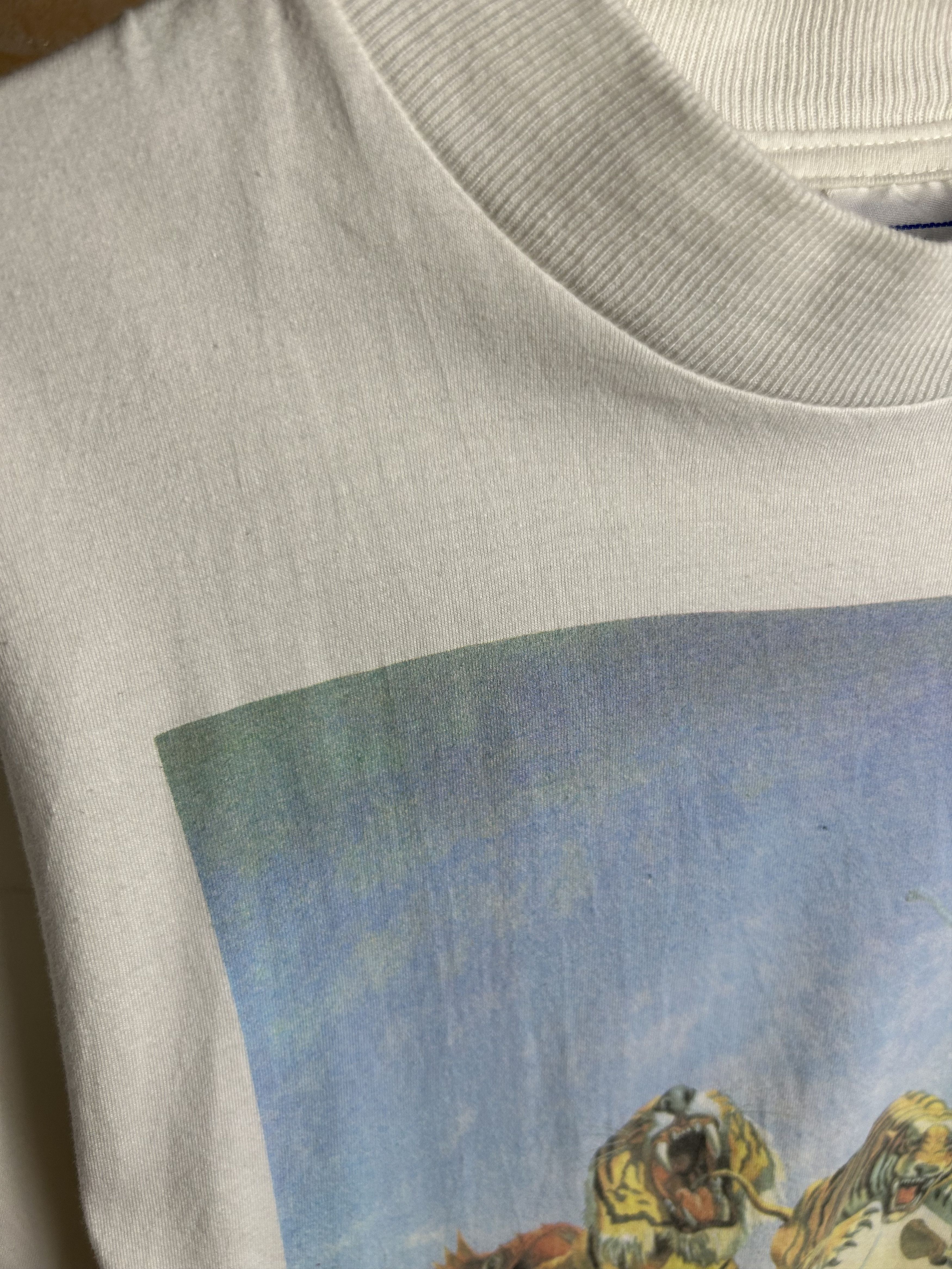Vintage Vintage 1991 Salvador Dalidream Caused T-shirt Size US L / EU 52-54 / 3 - 6 Thumbnail