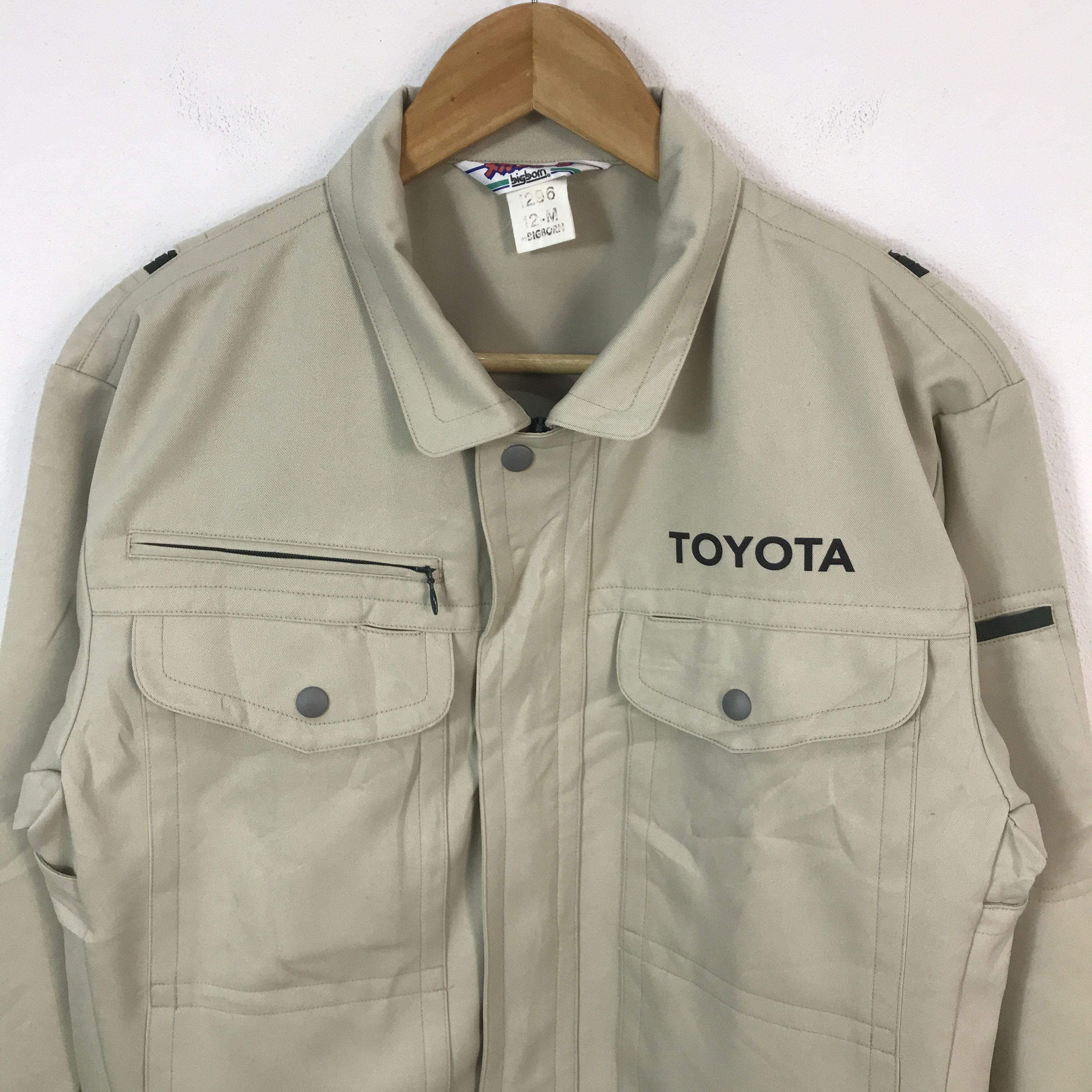 Gear for Sports Vintage Toyota Japan motorsport custom jacket Size US M / EU 48-50 / 2 - 3 Thumbnail