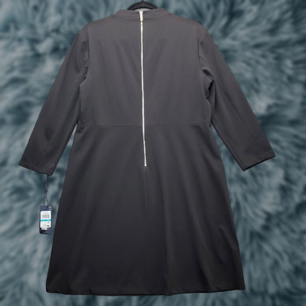 Tommy Hilfiger Tommy Hilfiger Shift Dress Womens 16 Black Crew Neck Button Detail Back Zip Shirt Womens Size 16 Black Casual Dress 90s? Size XXL / US 16-18 / IT 52-54 - 1 Thumbnail