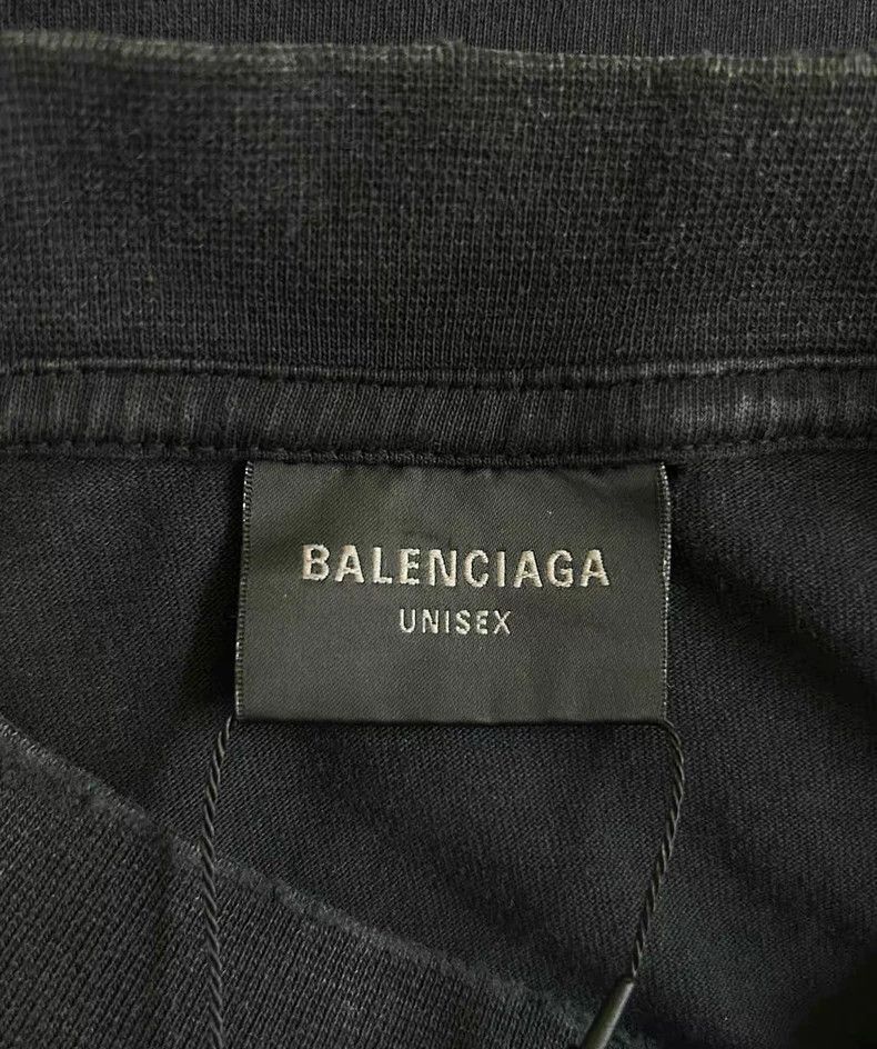 Balenciaga Balenciaga Black short-sleeved T-shirt with red ears of wh Size US M / EU 48-50 / 2 - 4 Thumbnail