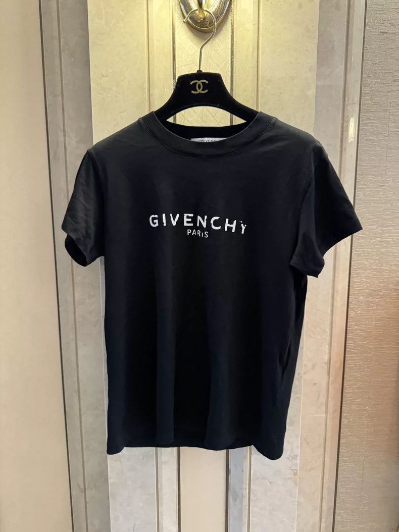 Givenchy Givenchy Black Short Sleeve T-Shirt - dmc Size US S / EU 44-46 / 1 - 1 Thumbnail