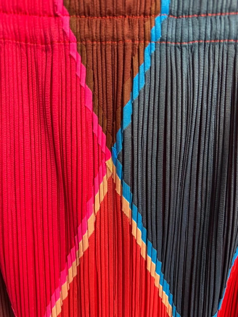 Issey Miyake Issey Miyake size:1 Red diamond-shaped striped patchwork p Size 23" - 2 Thumbnail