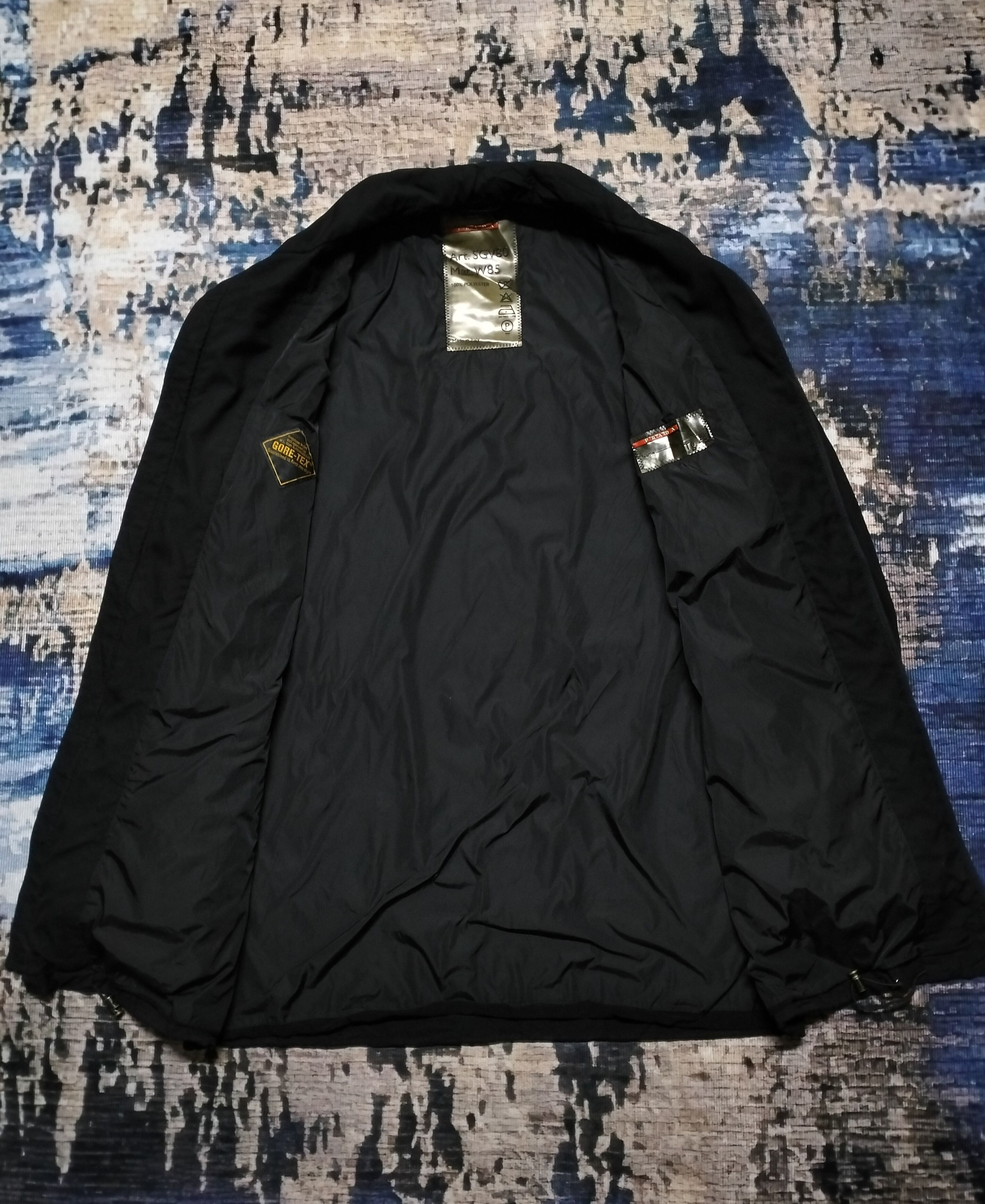 Prada Prada sports Gore-tex Polyester Jacket Size US L / EU 52-54 / 3 - 3 Thumbnail