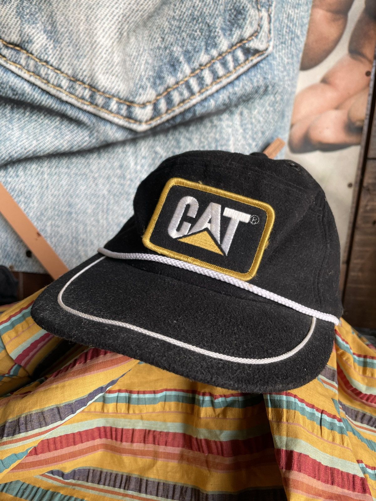 Caterpillar × Vintage Vintage CAT Caterpillar USA Trucker Hat with Patch Machinery Size ONE SIZE - 3 Thumbnail