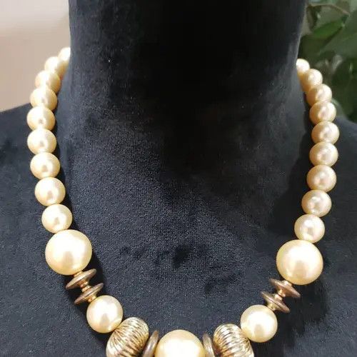 Vintage Elegant Pearls Beaded Necklace Size ONE SIZE - 2 Thumbnail