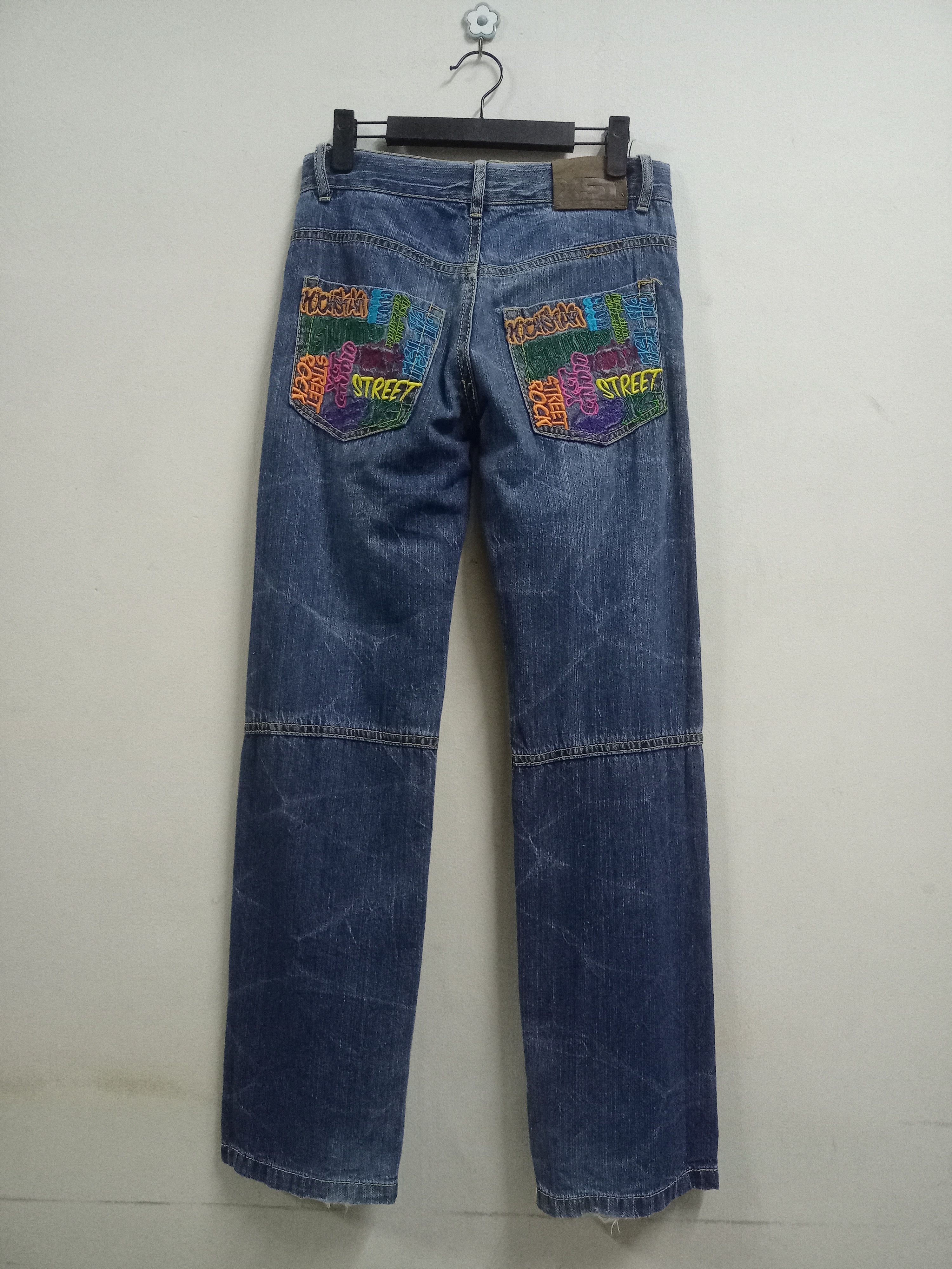 Japanese Brand Vintage Japanese Brand Blue Wash Skulls Graffiti Loose Jeans Size US 29 - 2 Thumbnail