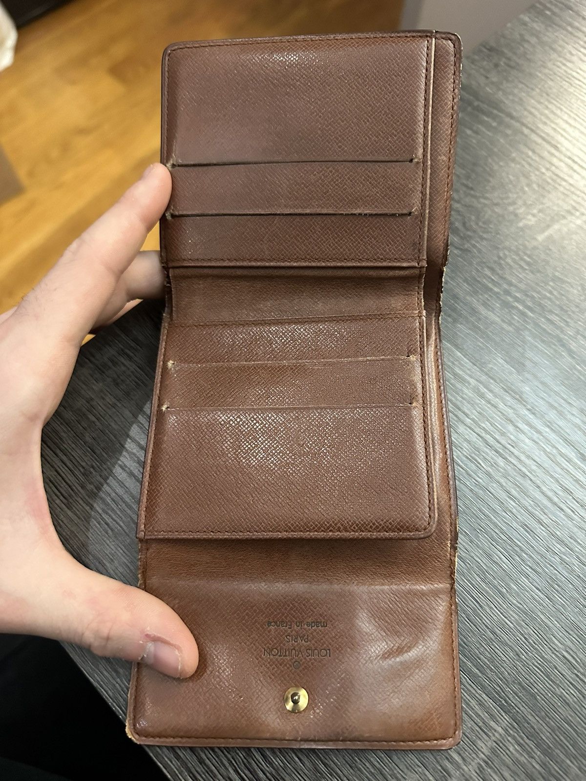 Louis Vuitton Vintage Louis Vuitton Wallet Size ONE SIZE - 5 Thumbnail