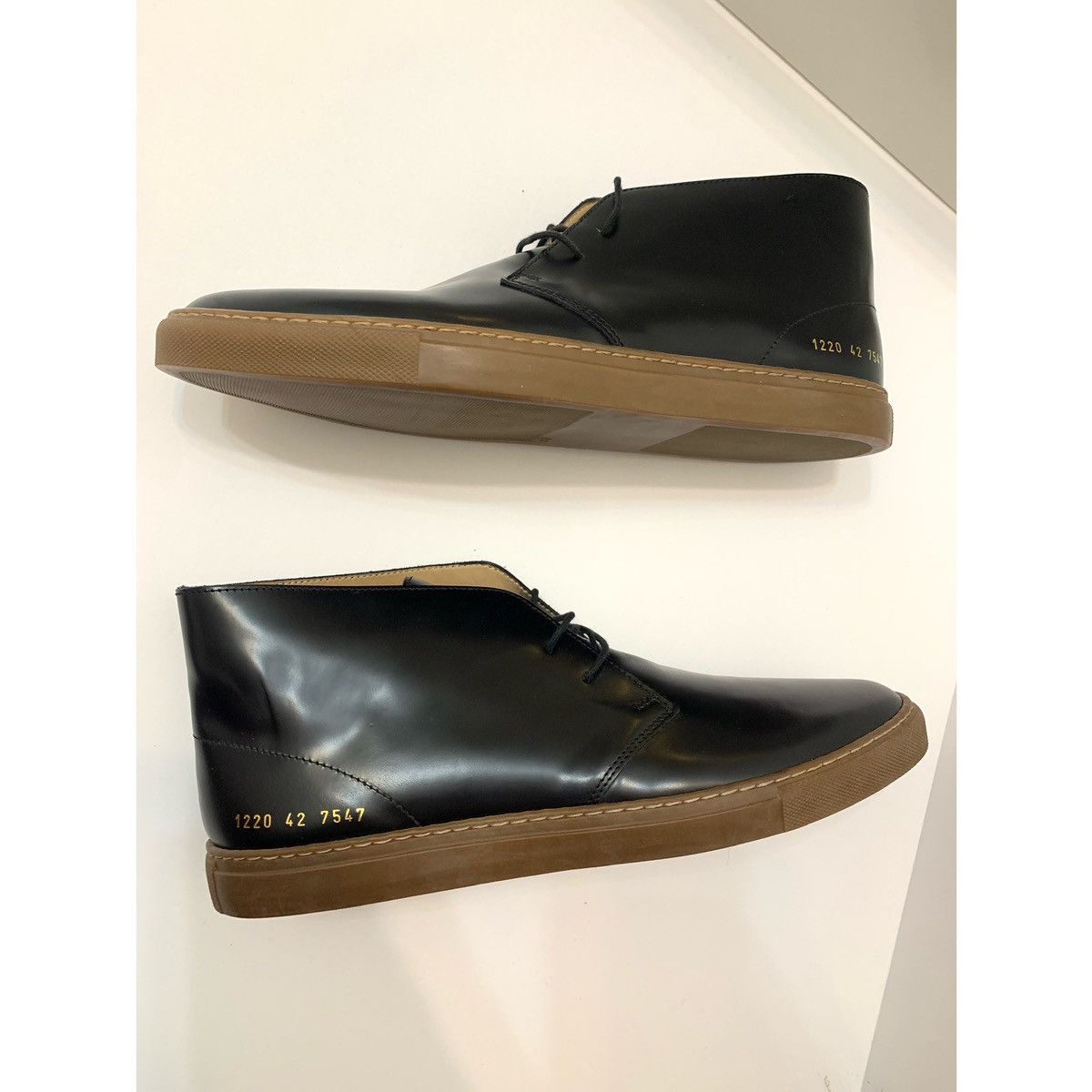 Common Projects COMMON PROJECTS CHUKKA SHINY BLACK BOOT Size US 9 / EU 42 - 18 Thumbnail