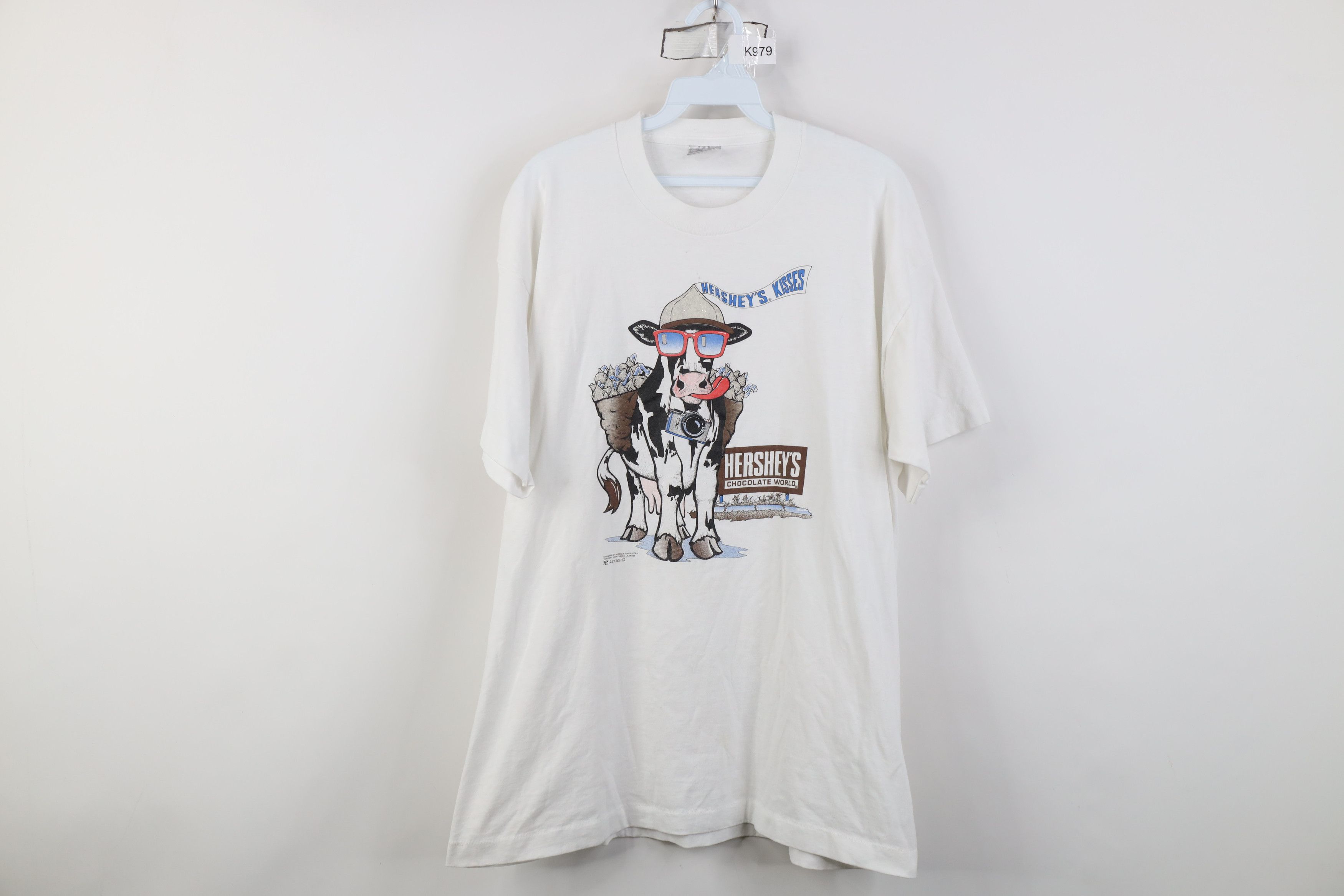 Fruit Of The Loom Vintage 90s Hersheys Chocolate Chocolate World Cow T-Shirt Size US XL / EU 56 / 4 - 1 Thumbnail