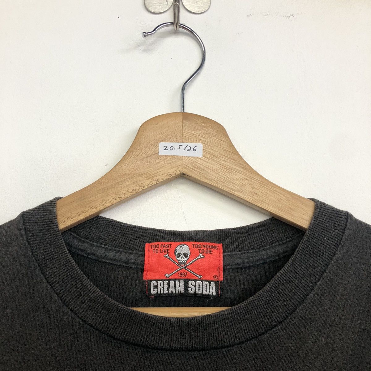 If Six Was Nine Cream Soda South Cat Street Sunfaded Punk Tshirt Size US M / EU 48-50 / 2 - 5 Thumbnail