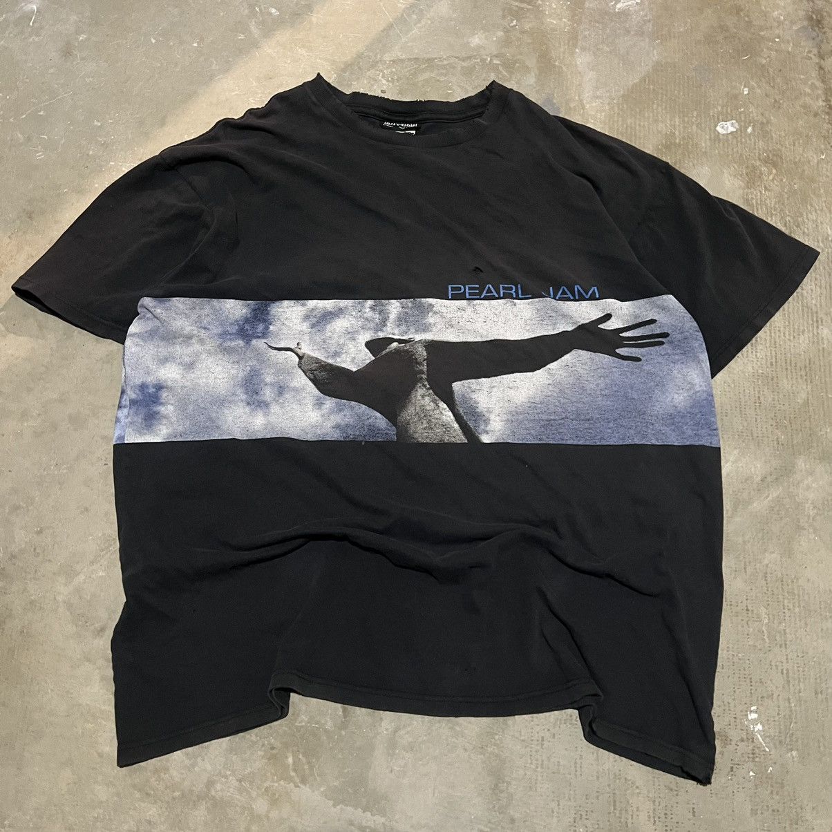 Band Tees × Streetwear × Vintage RARE GRAIL 1998 Pearl Jam T-shirt 
