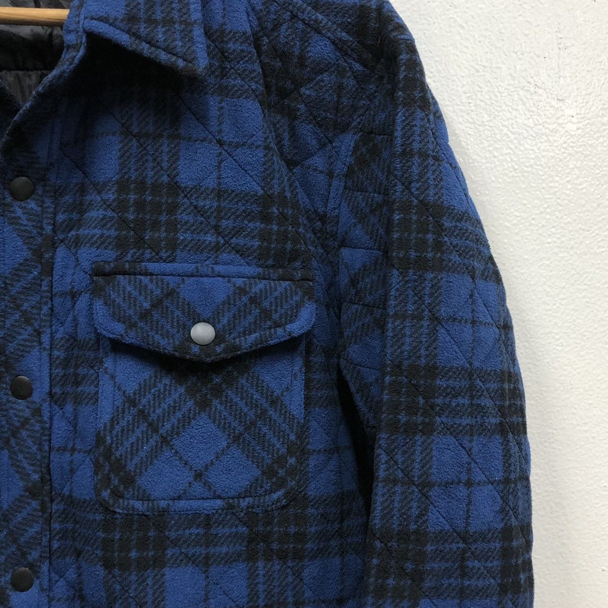 Uniqlo Uniqlo Flanel Checked Lined Quilted Shirt Jacket Size US XL / EU 56 / 4 - 10 Thumbnail